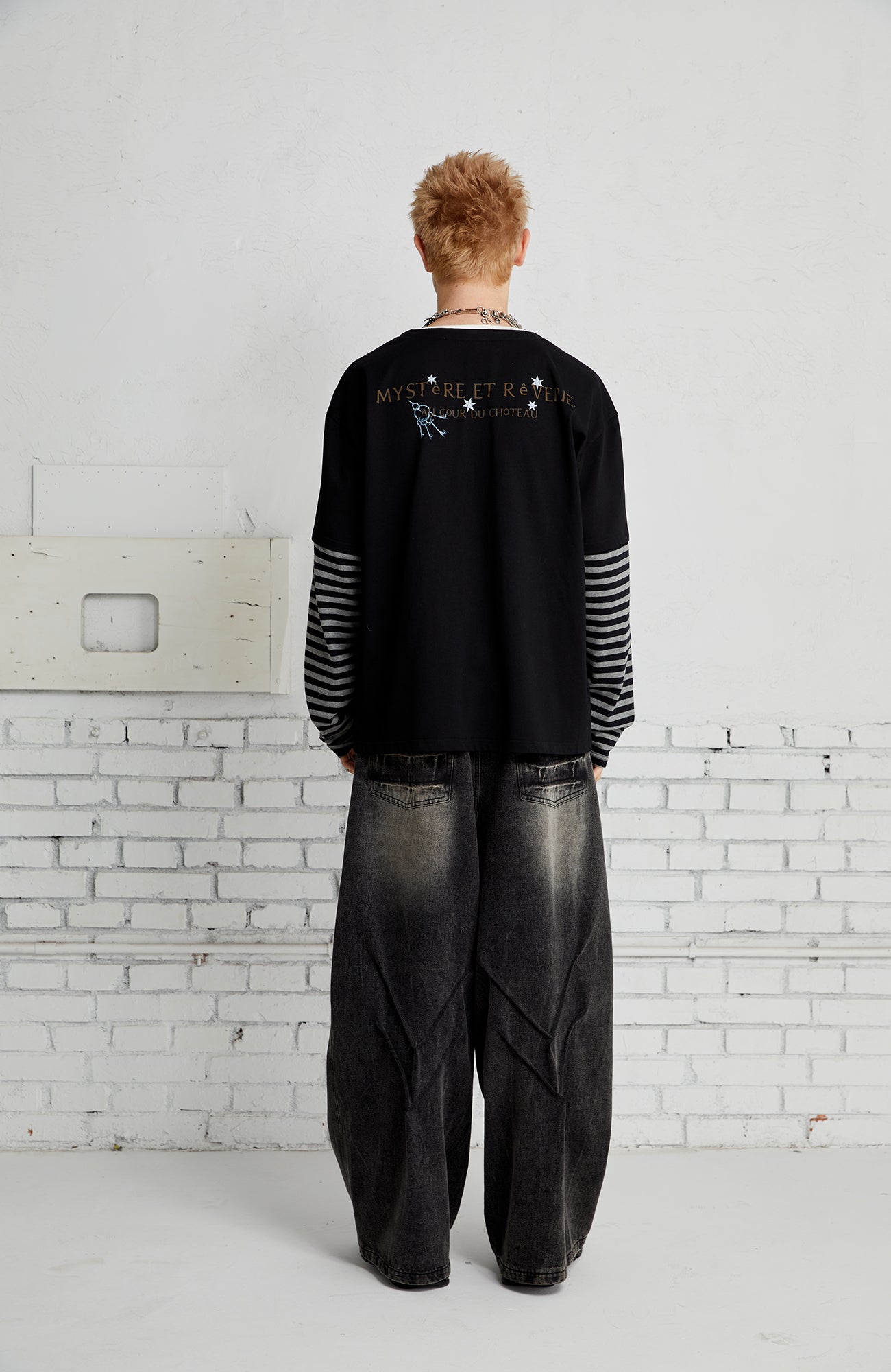 PASET Layered Stripe Graphic Long-Sleeve Tee