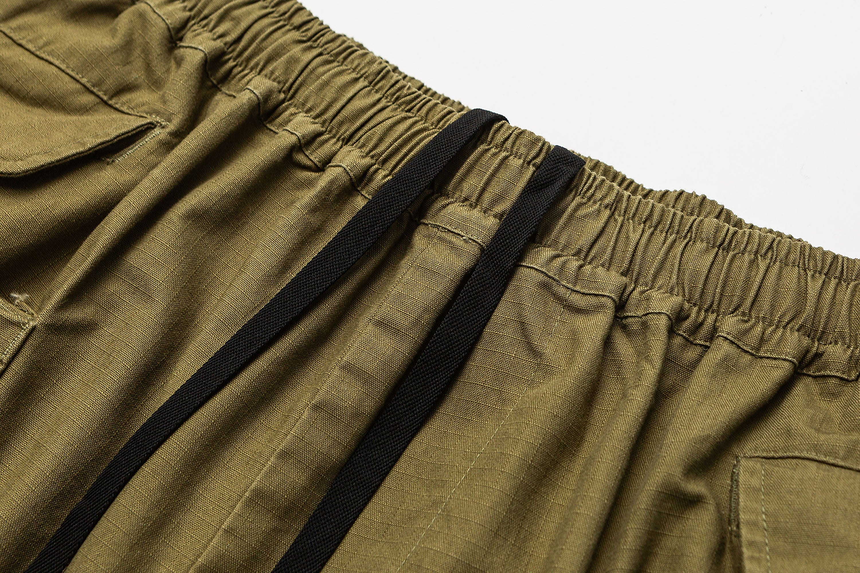 ME DA IGUAL Multi-Pocket Raw Hem Utility Balloon Shorts, premium urban and streetwear designers apparel on PROJECTISR.com, ME DA IGUAL