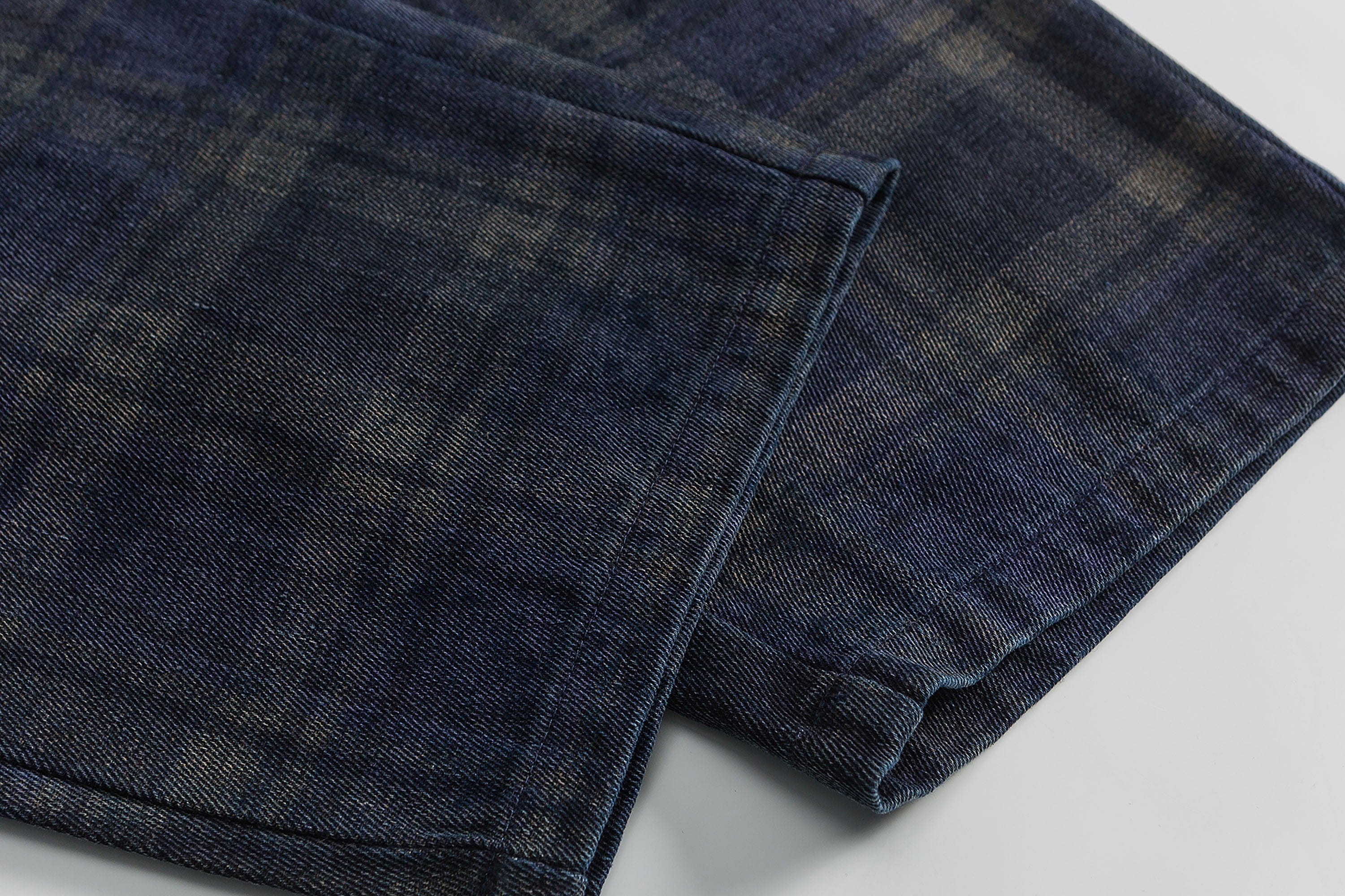 ME DA IGUAL Plaid Tapered Pants, premium urban and streetwear designers apparel on PROJECTISR.com, ME DA IGUAL