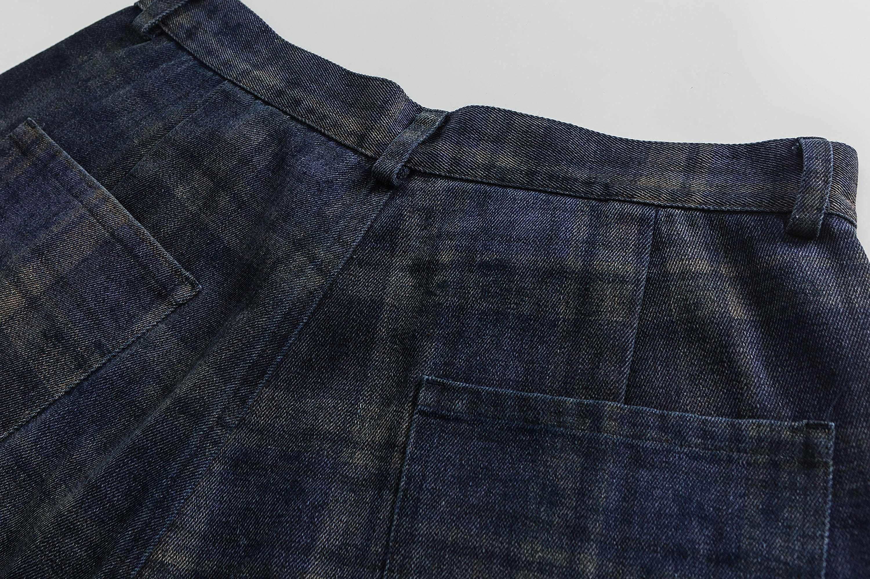 ME DA IGUAL Plaid Tapered Pants, premium urban and streetwear designers apparel on PROJECTISR.com, ME DA IGUAL
