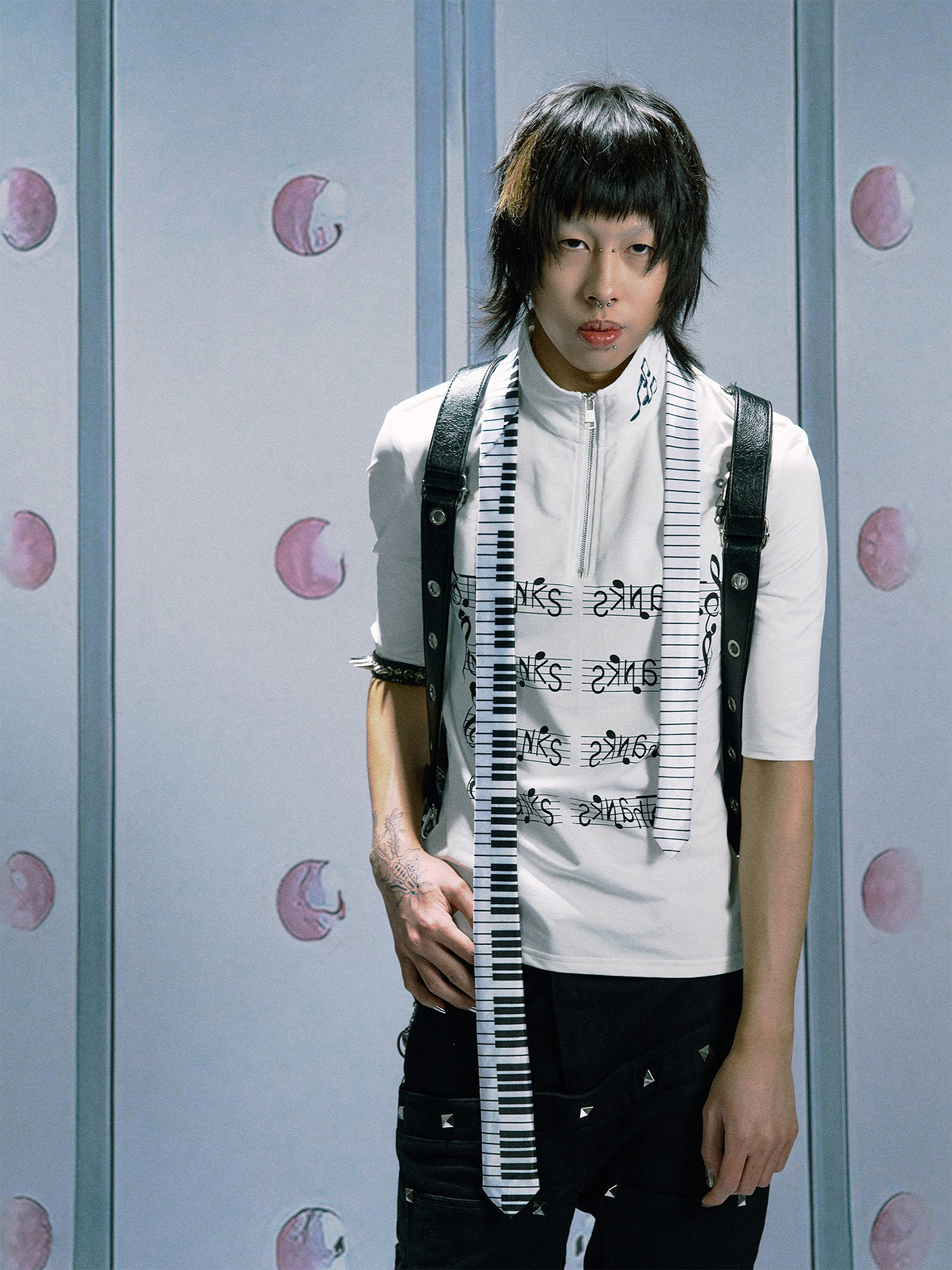 PAIKI Score Stand Collar Henley Tee