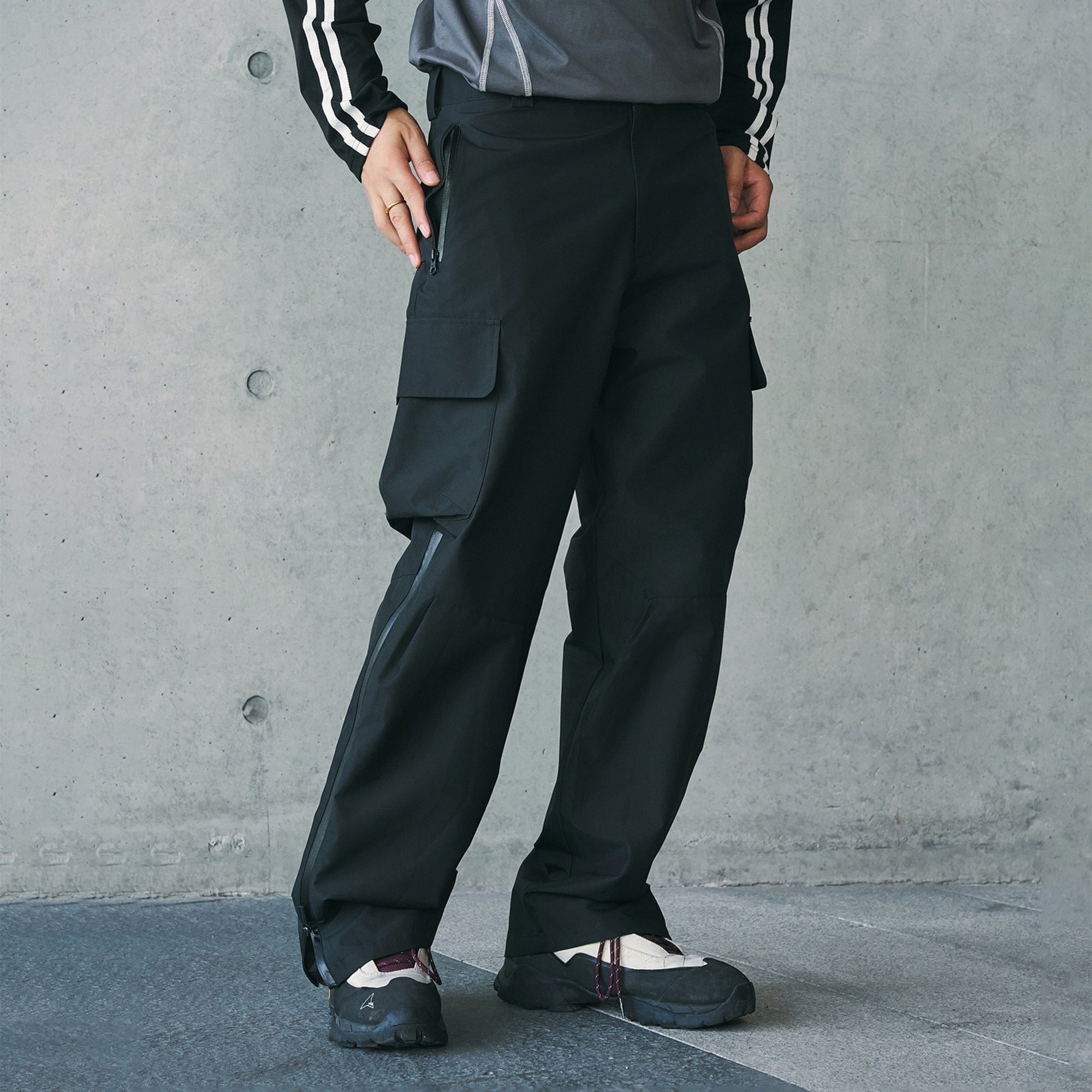 ENSHADOWER Waterproof Pleated Spliced Multi-pocket Pants, premium urban and streetwear designers apparel on PROJECTISR.com, ENSHADOWER