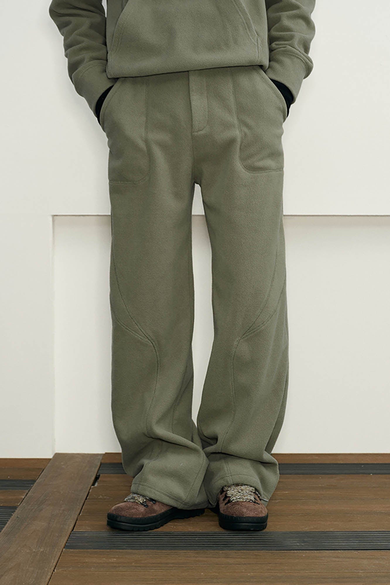 KREATE Curved Seam Thermal Wide-Leg Pants, premium urban and streetwear designers apparel on PROJECTISR.com, KREATE