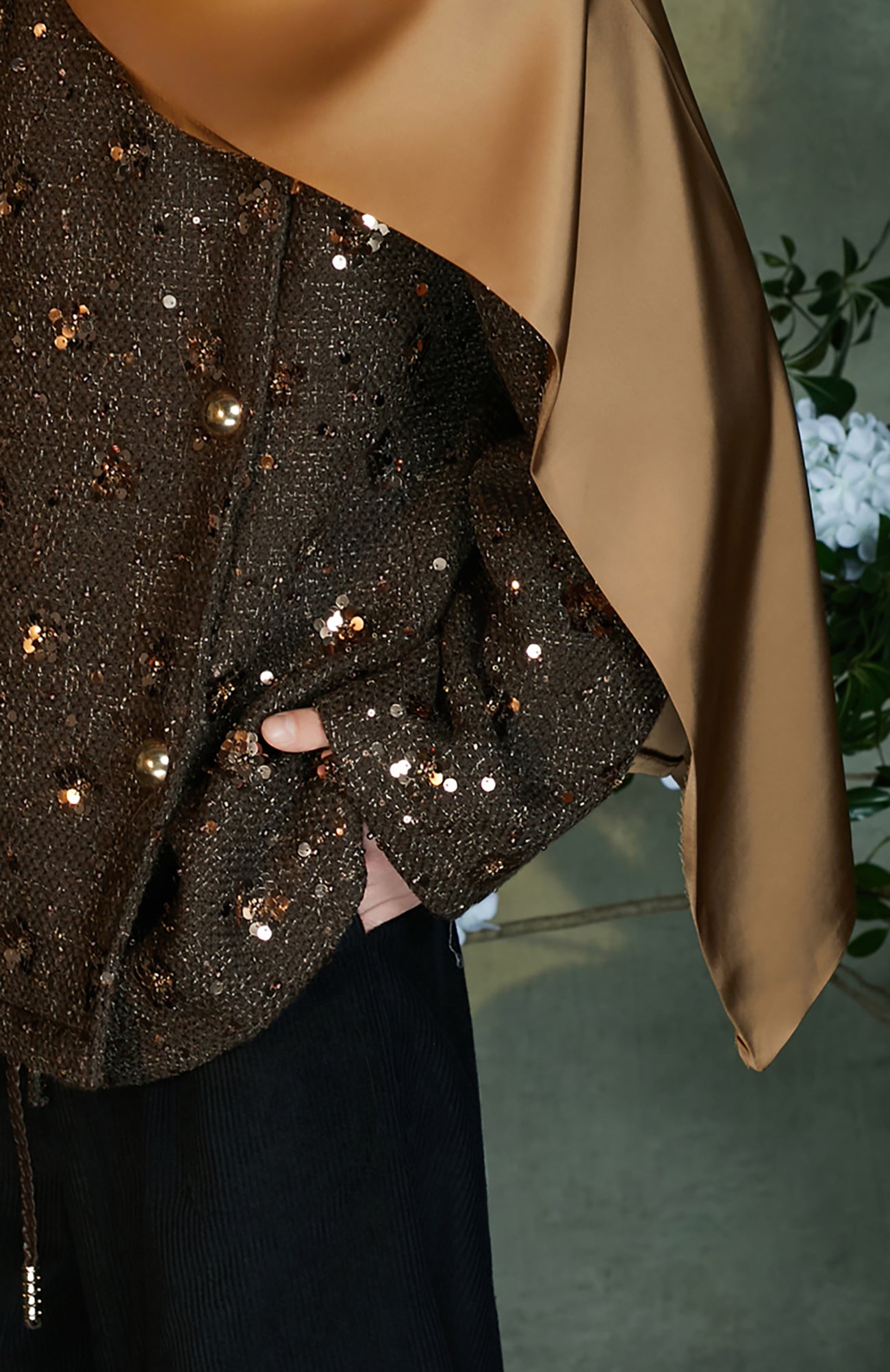 JIECHI Sequin Embroidered Satin Shawl Blazer