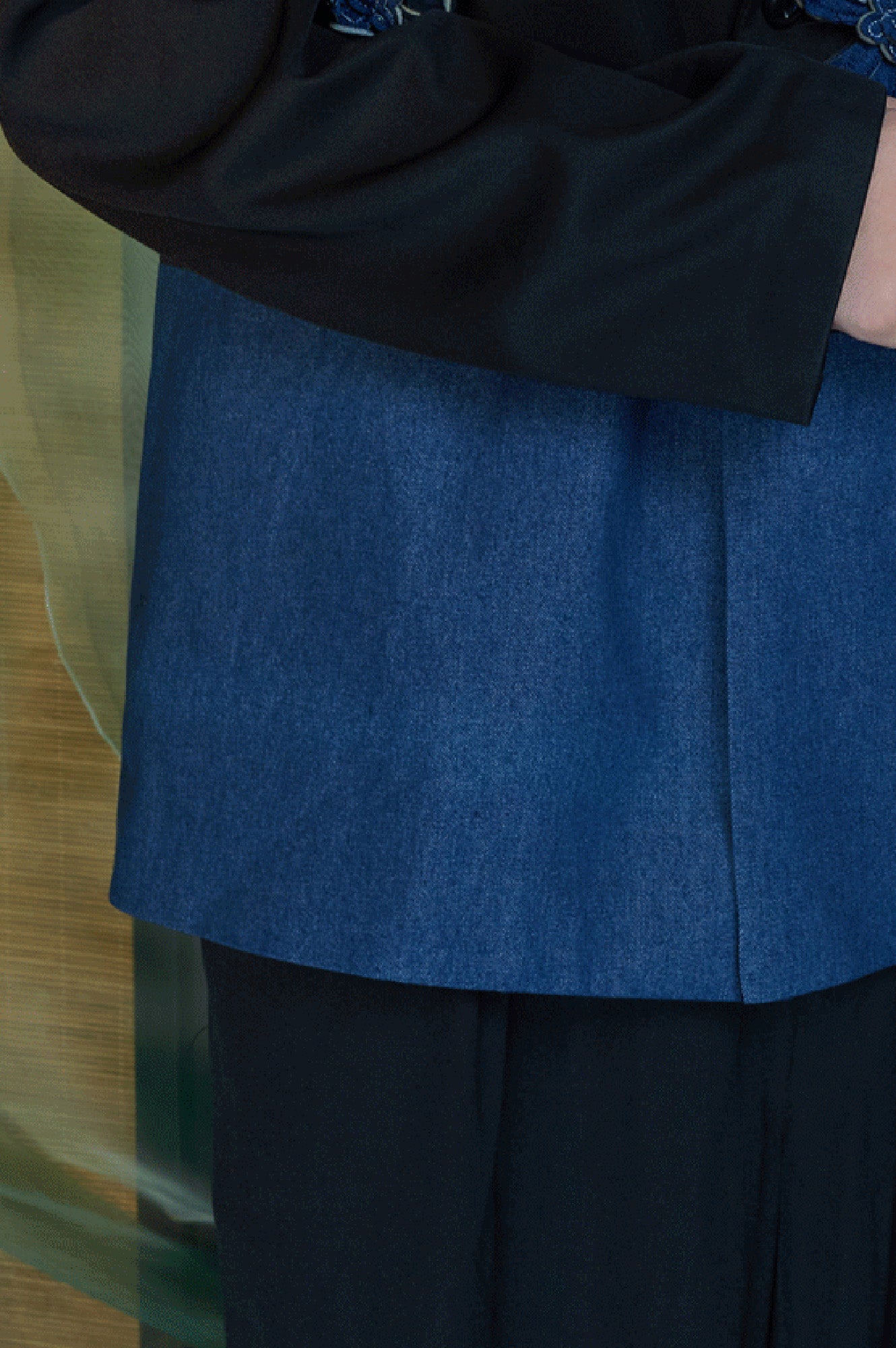 JIECHI Embellished Contrast Flower Blazer