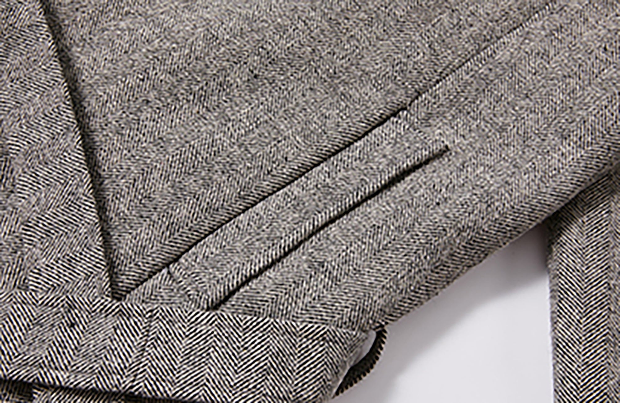KREATE Curved Jacquard Half-Turtleneck Sweater