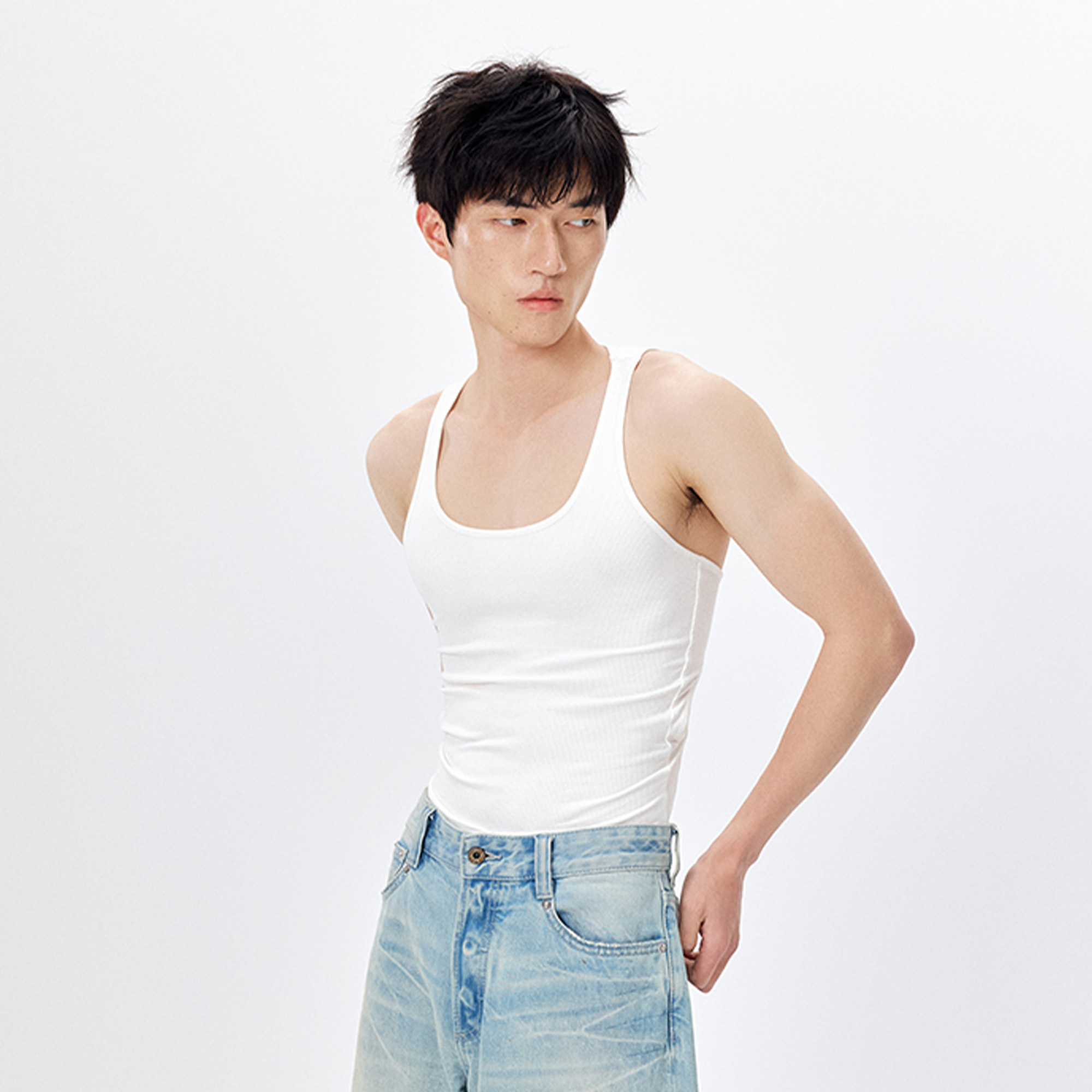 TUIMU Back Cut-Out Ribbed Tank Top White