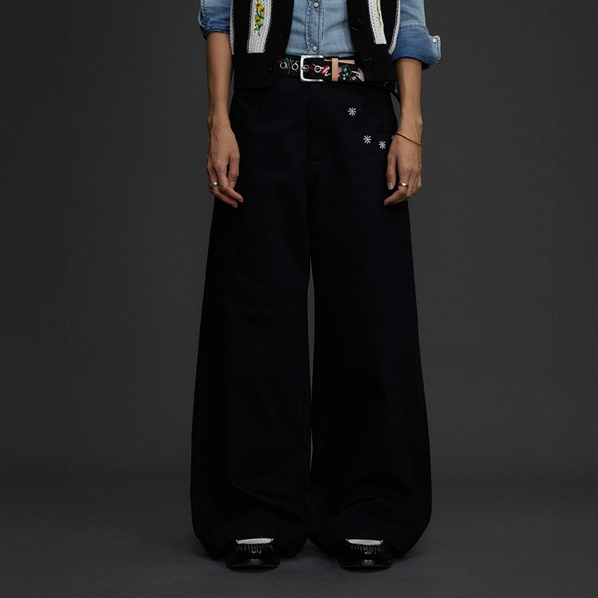 NIANJIUYIKOUER Embroidered Wide-Leg Twill Pants, premium urban and streetwear designers apparel on PROJECTISR.com, NIANJIUYIKOUER