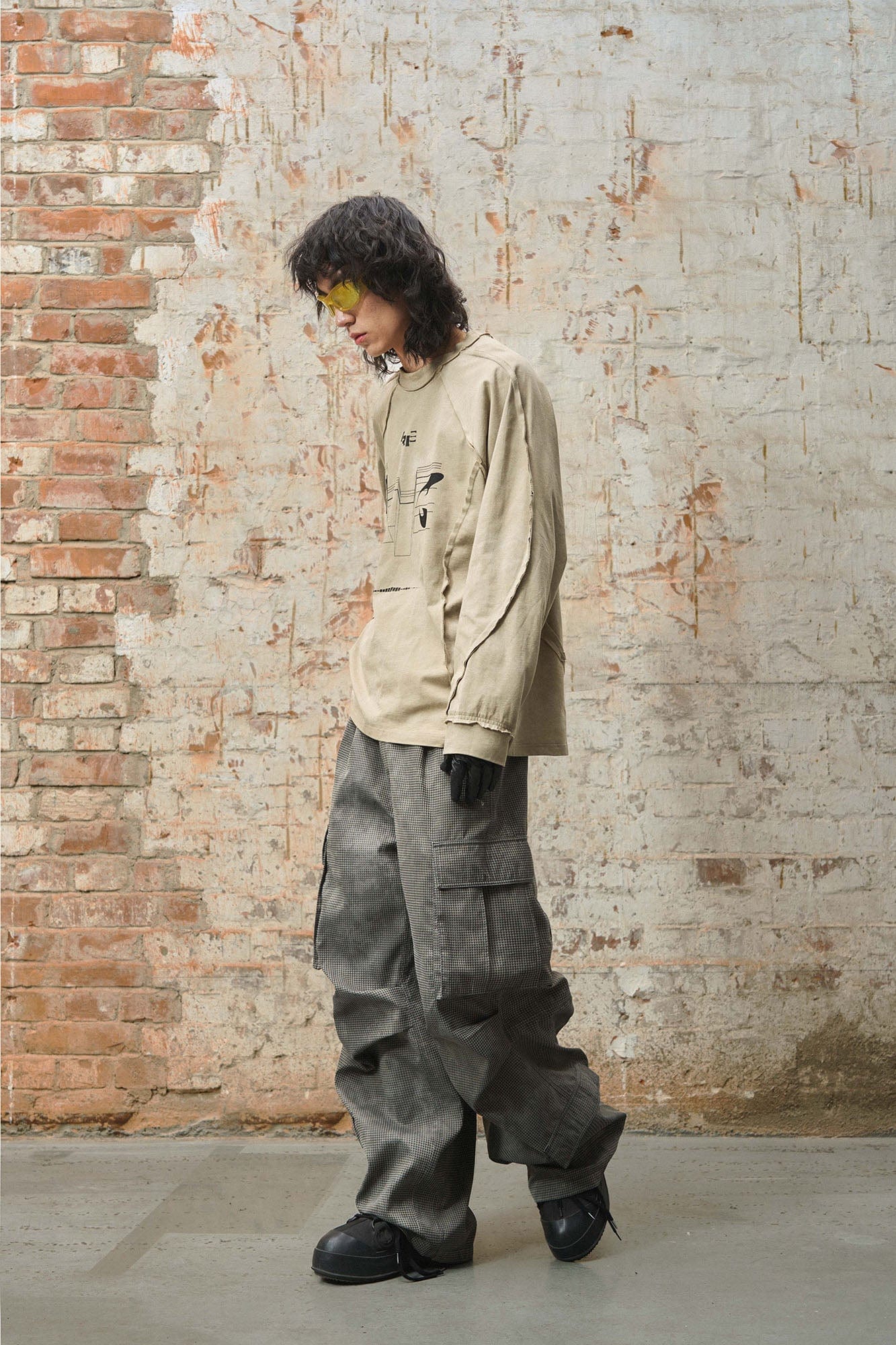 RELABEL Mini Checker Multi-Pocket Strap Pleated Cargo Pants Dark Gray, premium urban and streetwear designers apparel on PROJECTISR.com, RELABEL