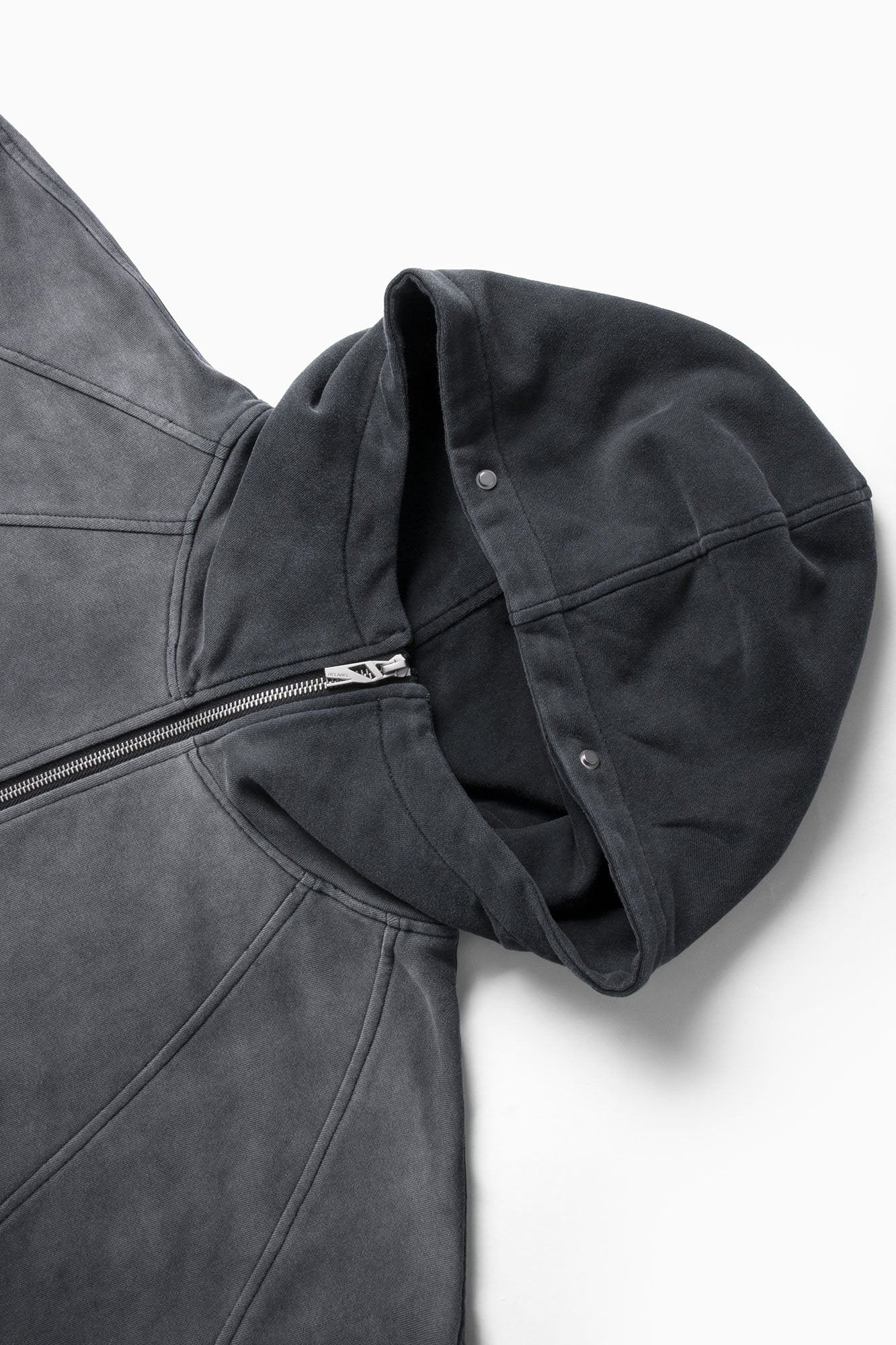 RELABEL Gradient Washed Panel Hooded Jacket Black