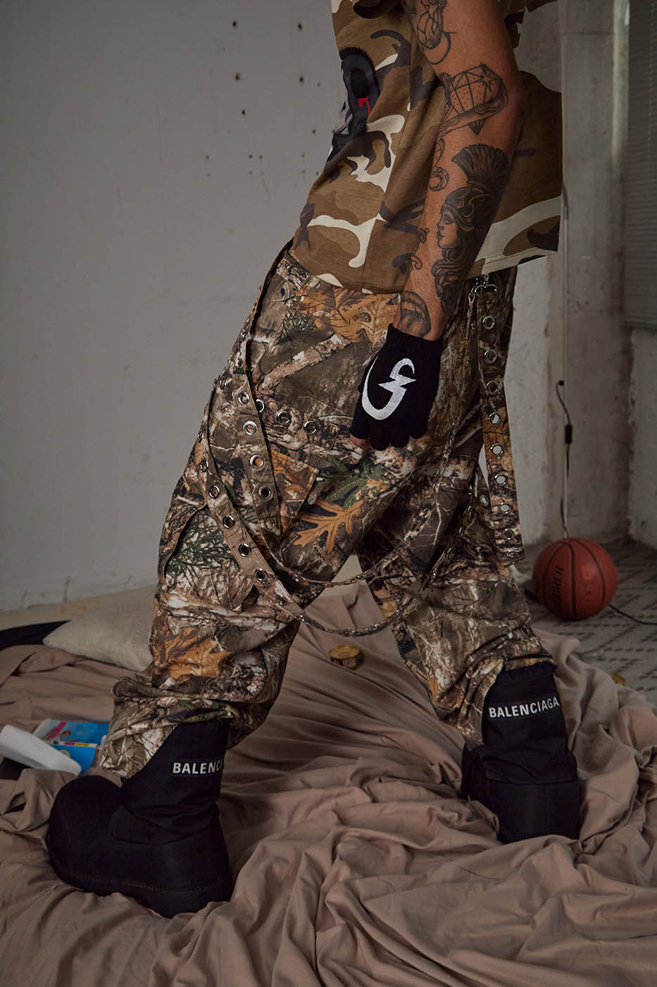 DND4DES Camo Detachable Strapped Cargo Pants, premium urban and streetwear designers apparel on PROJECTISR.com, DND4DES