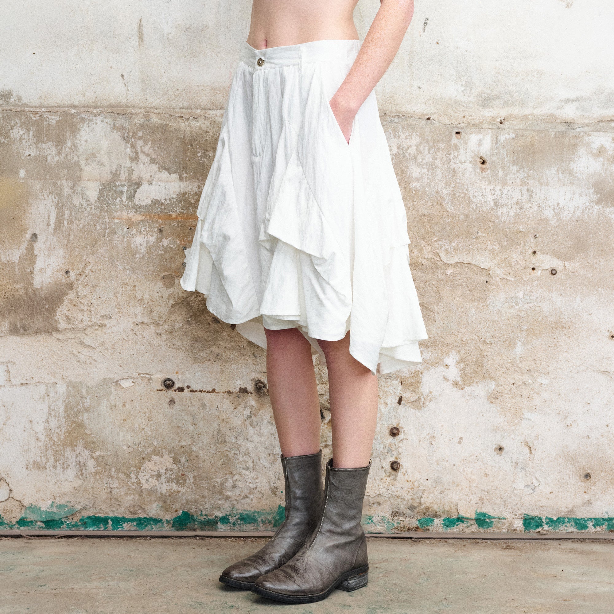 ILNya Nieternite Nifutur Layered Asymmetrical Skort Shorts White, premium urban and streetwear designers apparel on PROJECTISR.com, ILNya Nieternite Nifutur