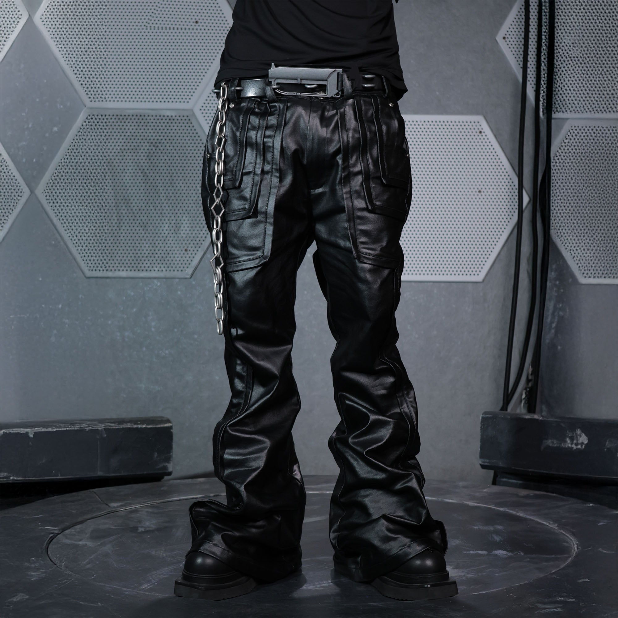 SSIN7 Waxed Paneled Flared Jeans