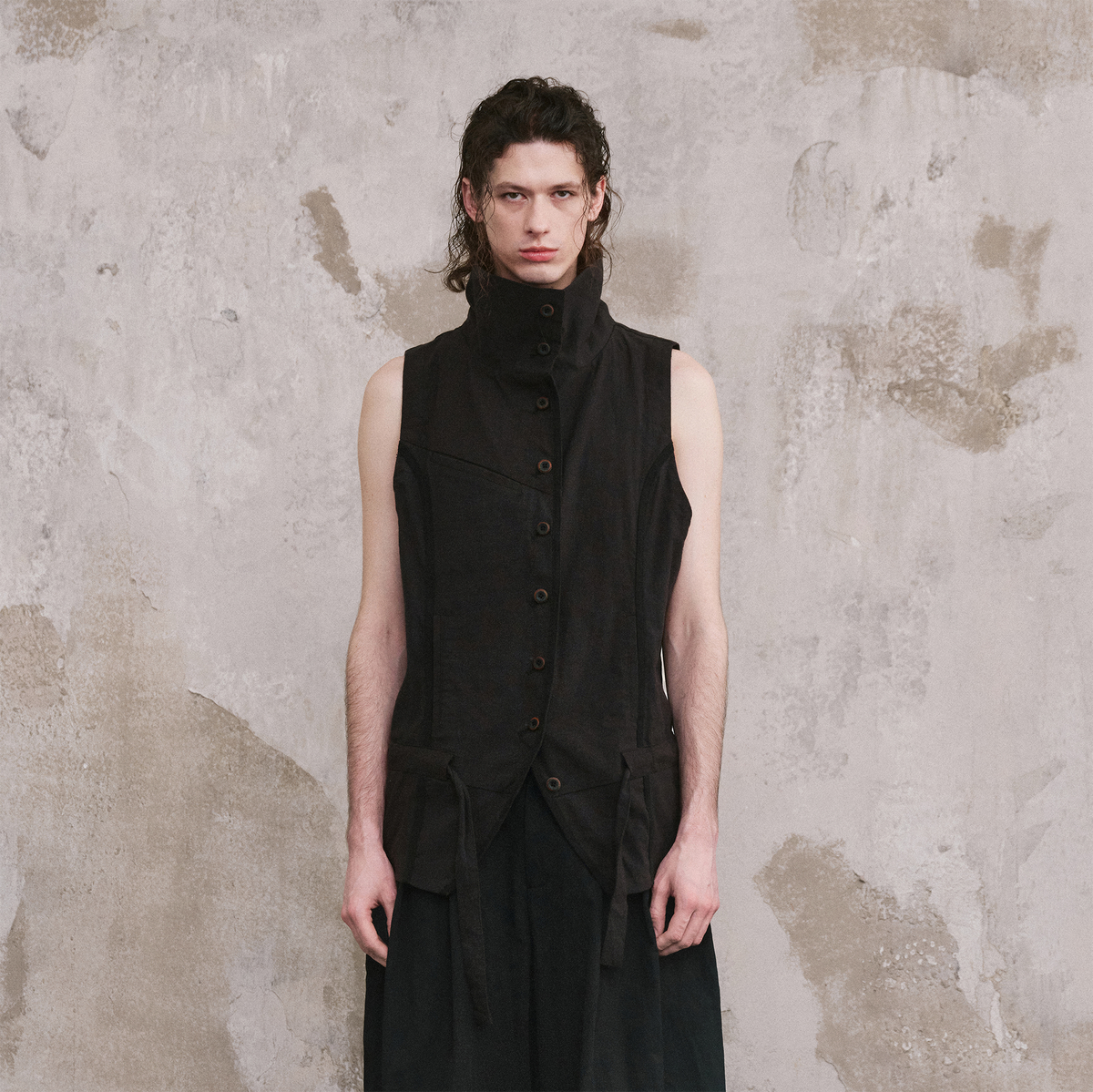 ILNya Nieternite Nifutur Lace-Up Fencing Vest