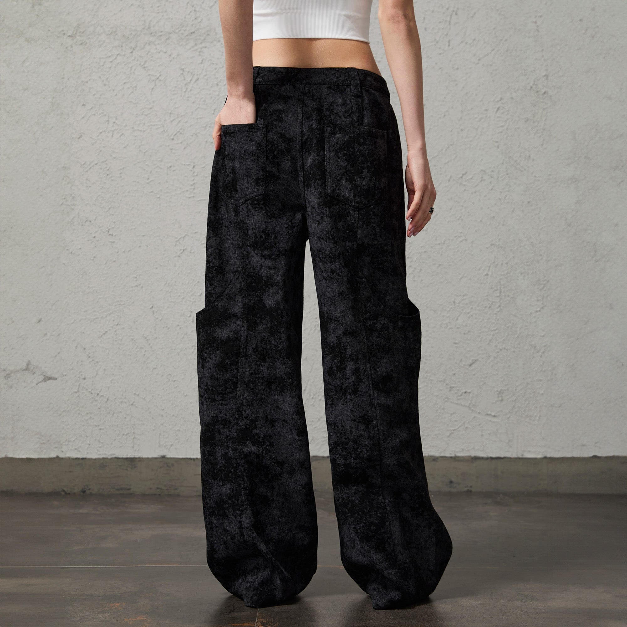 ORGANIC EMOTION Big-Pocket Paneled Wide-Leg Jeans