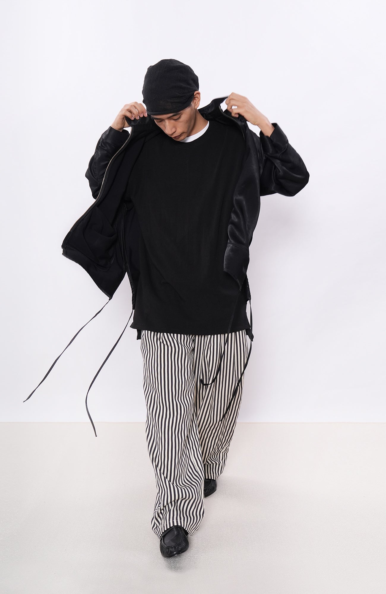 7440 37 1 Retro Contrast-Stripe Pleat Pants, premium urban and streetwear designers apparel on PROJECTISR.com, 7440 37 1