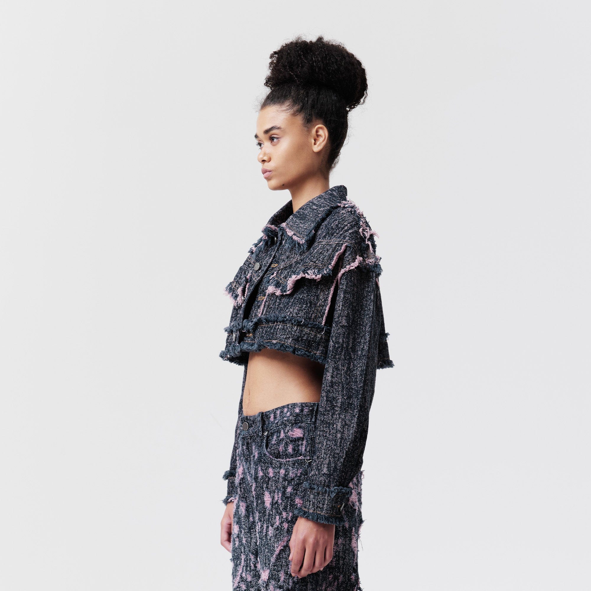 VANN VALRENCE Distressed Frayed Cropped Denim Jacket