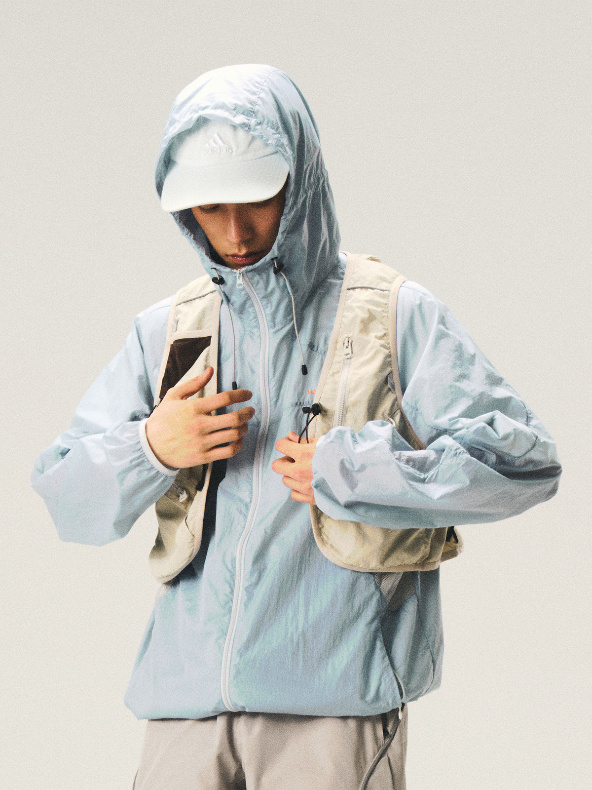 HALCYON Splash-Proof Multi-Pocket Vest