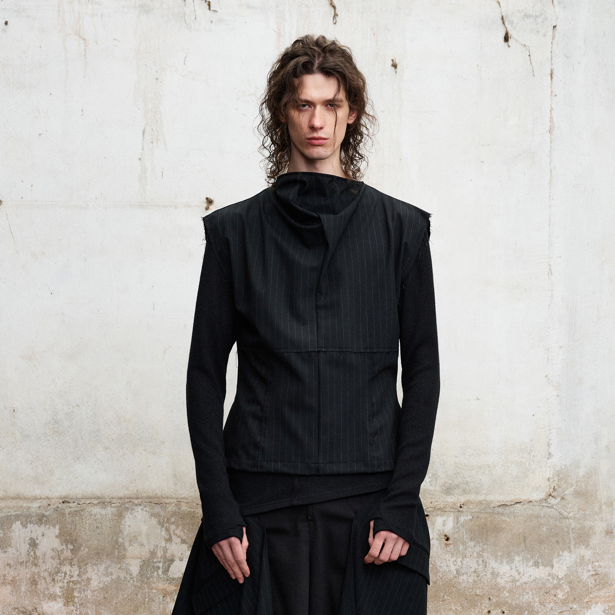 ILNya Nieternite Nifutur Paneled Pinstripe Drape Neck Vest