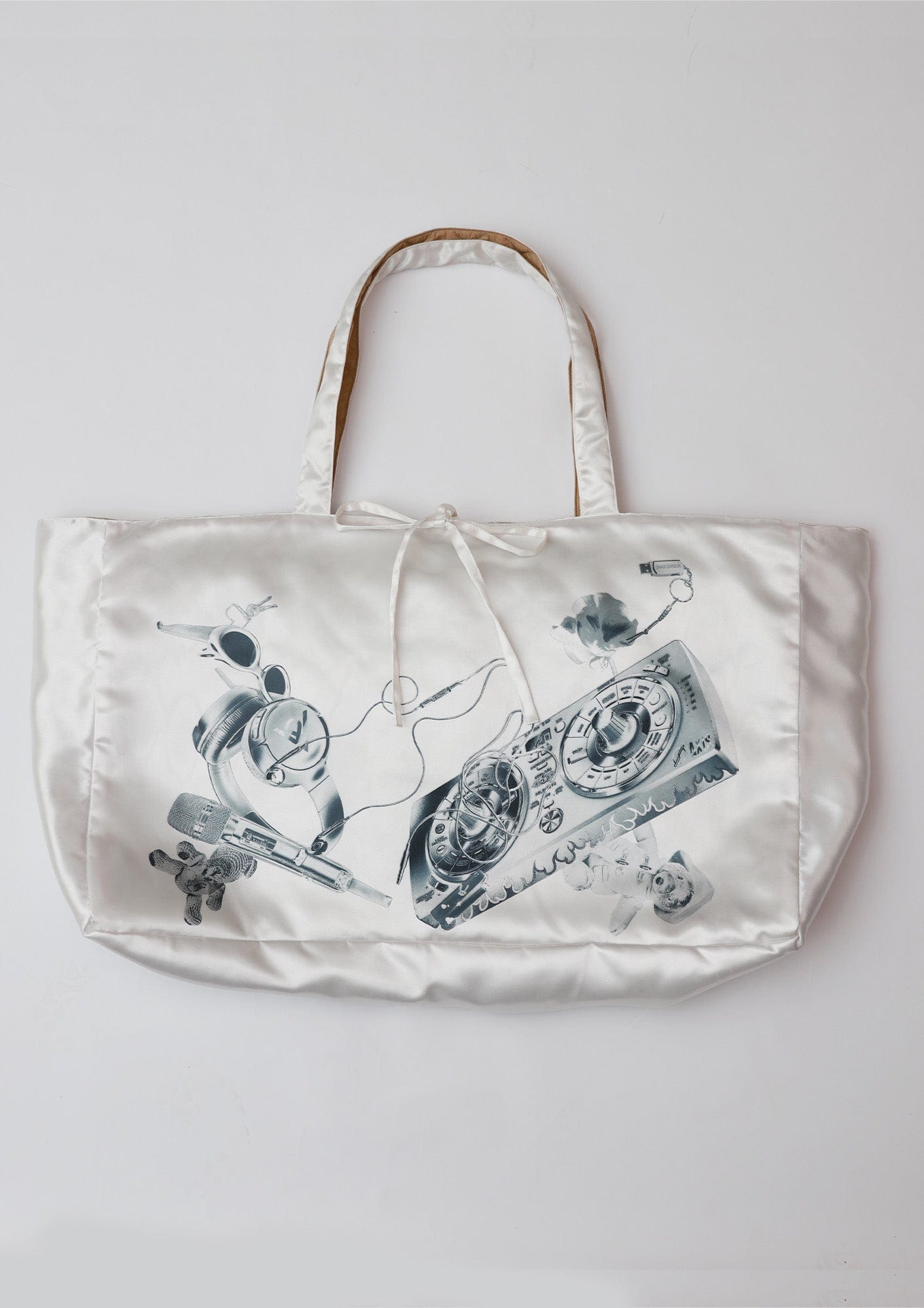 KADAKADA x AXIS Dual-Persona Graphic Reversible Tote Bag, premium urban and streetwear designers apparel on PROJECTISR.com, KADAKADA