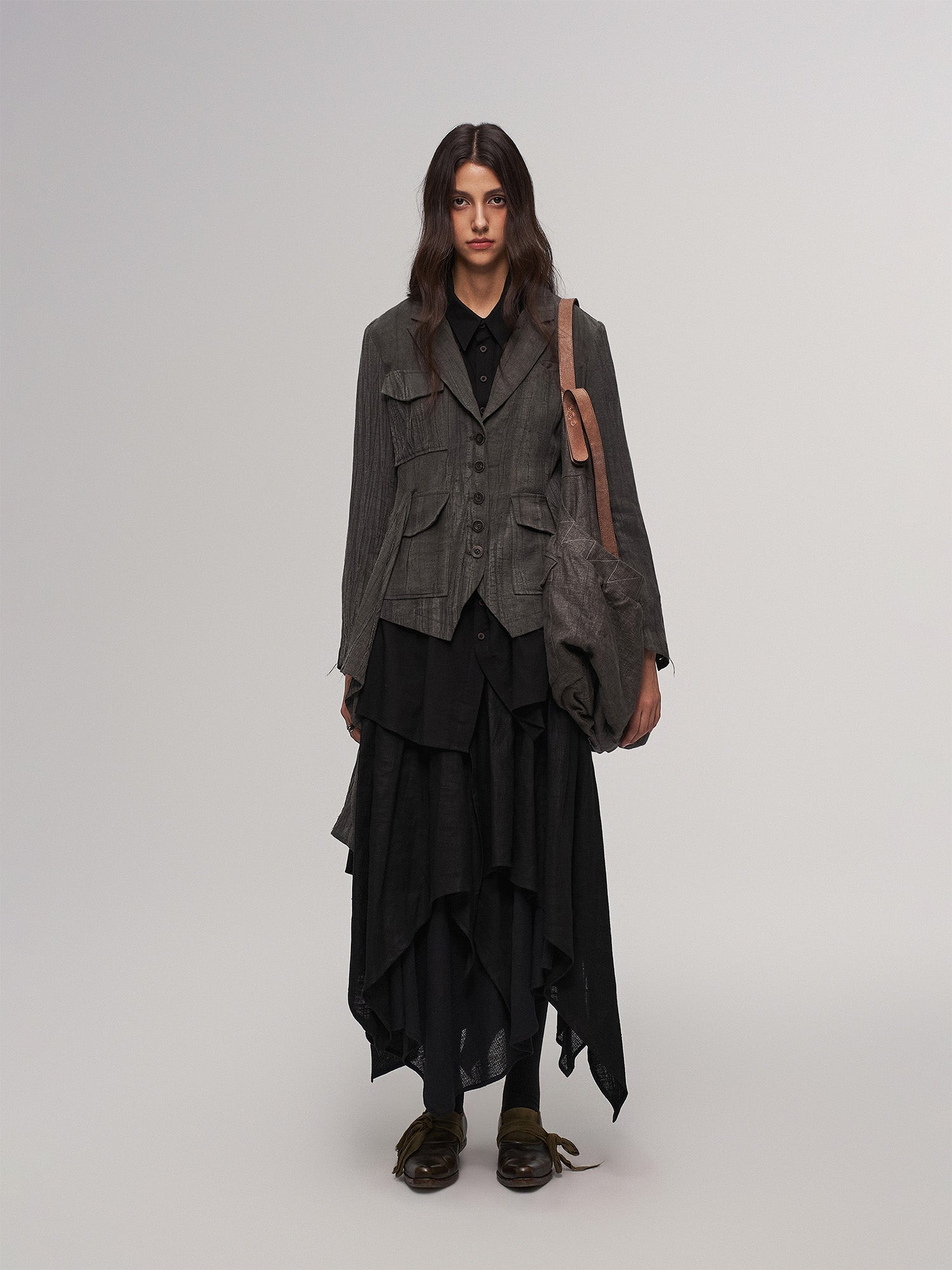 ILNya Nieternite Nifutur Distressed Draped Cotton-Linen Jacket