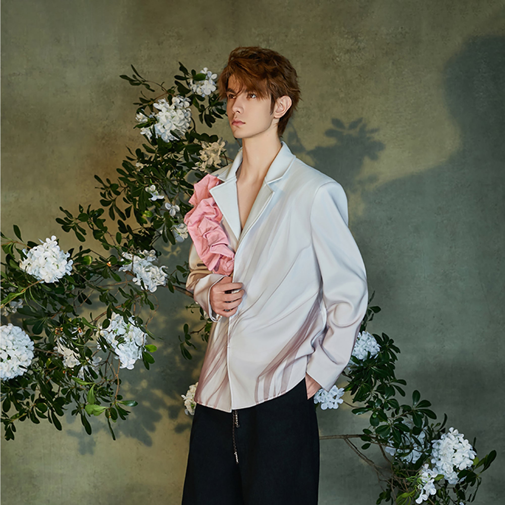 JIECHI Tulle Overlay Ruched Petal Blazer