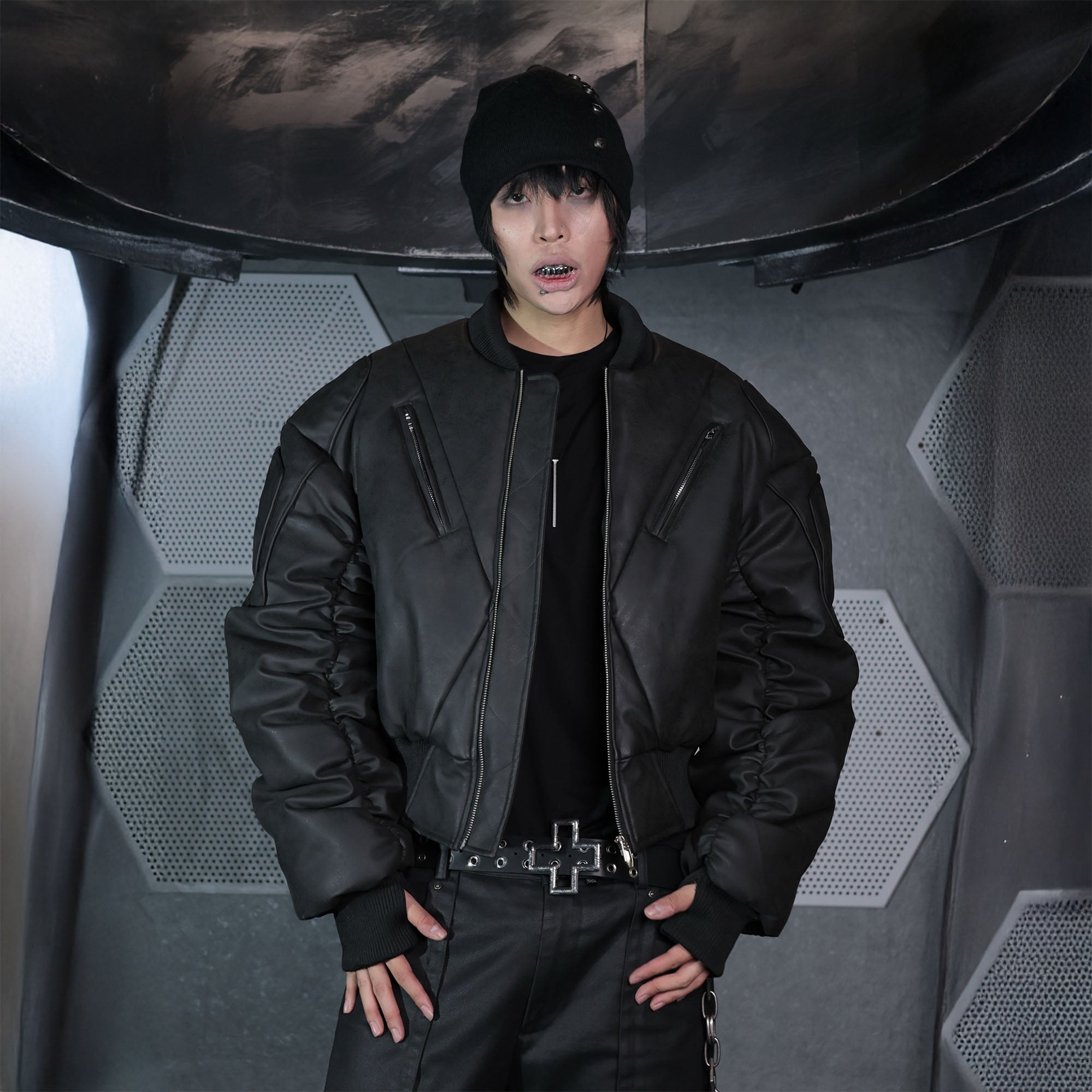 SSIN7 Panel-Structured Bomber Jacket