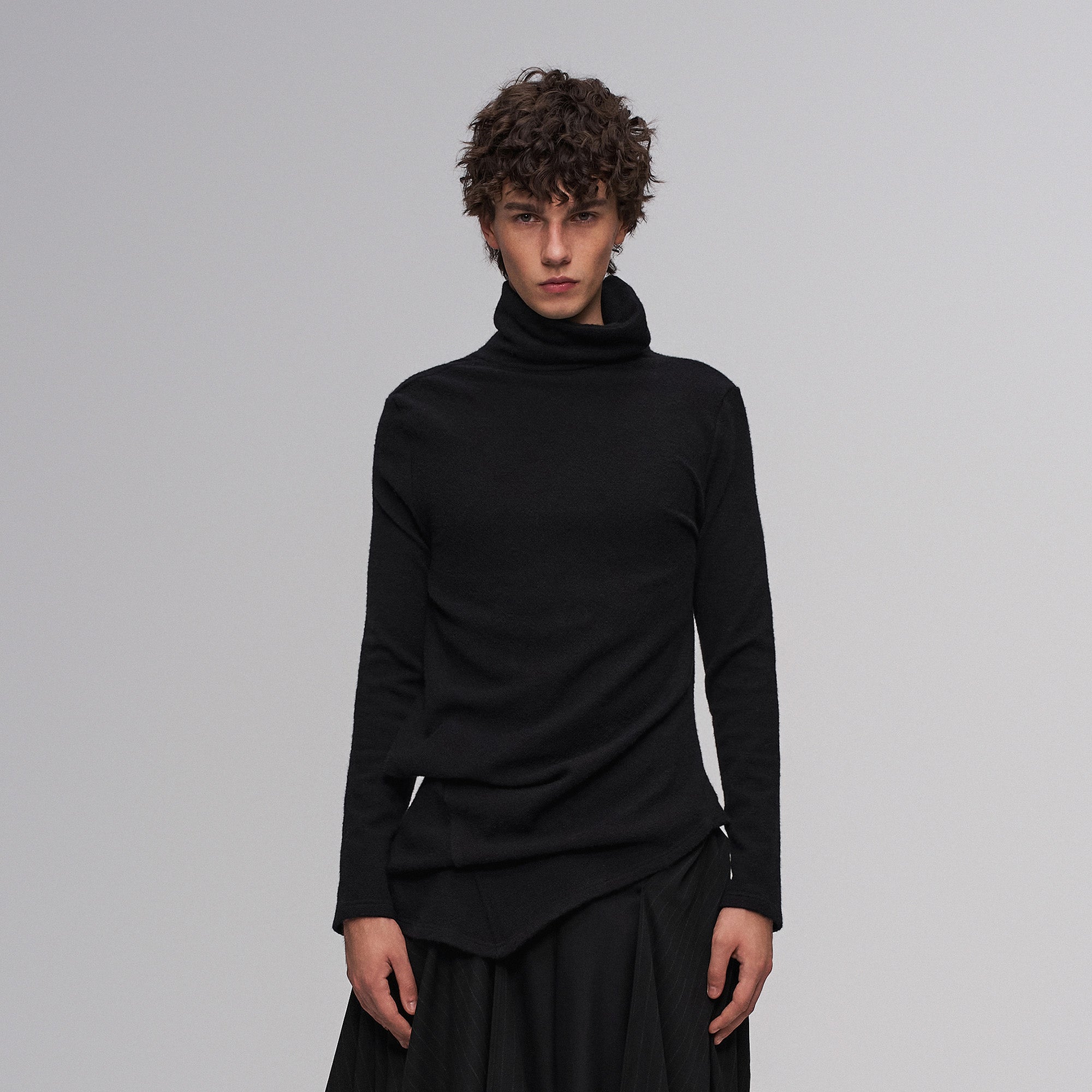 ILNya Nieternite Nifutur Asym Reversible Funnel-Neck Knit Top