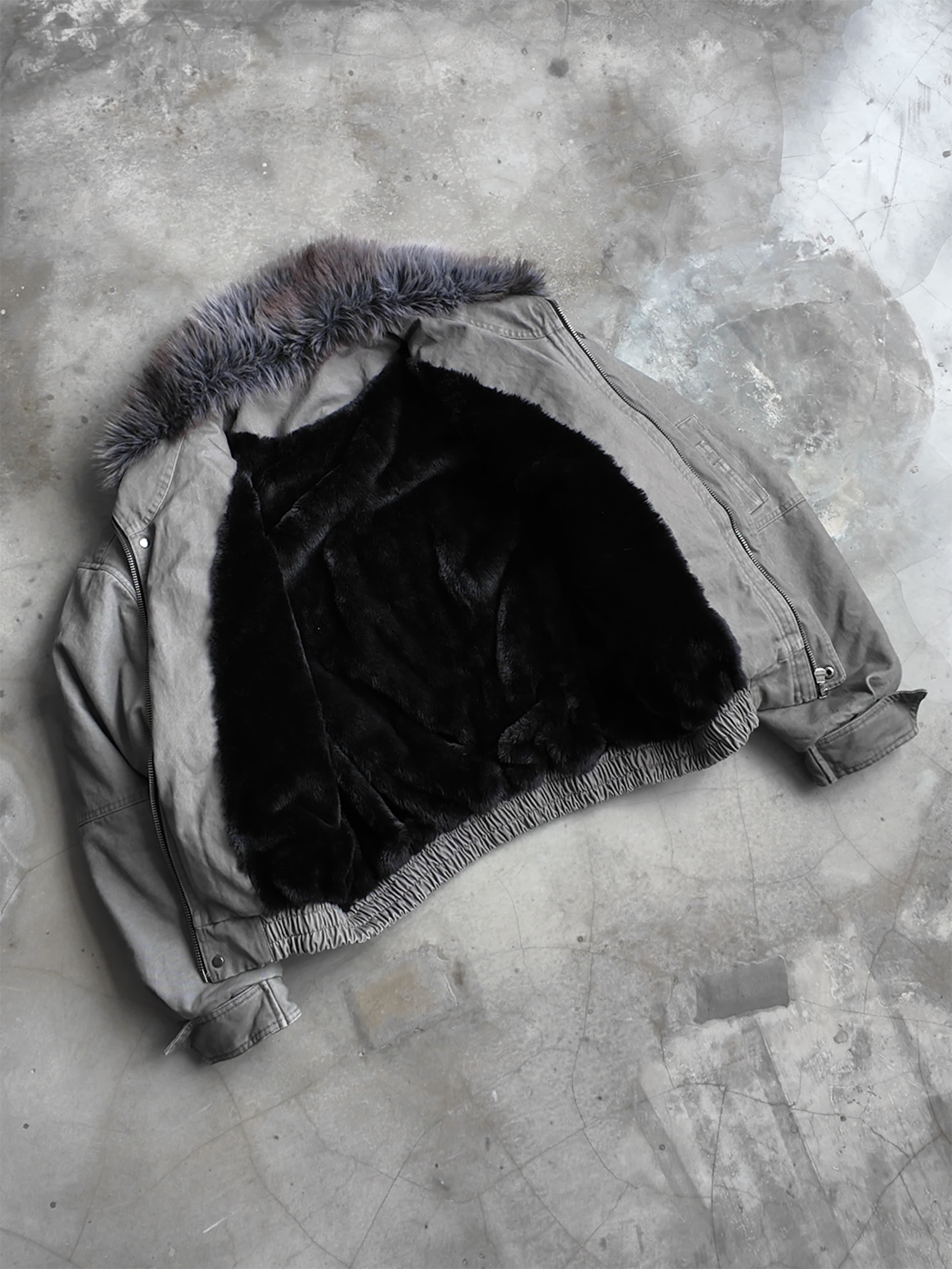 TRECLUB Faux-Fur Lining Washed Bomber Jacket