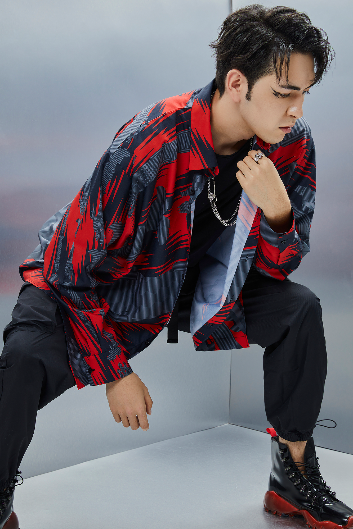 MASH UP ASIA Abstract Stripe Oversized Shirt, premium urban and streetwear designers apparel on PROJECTISR.com, MASH UP ASIA