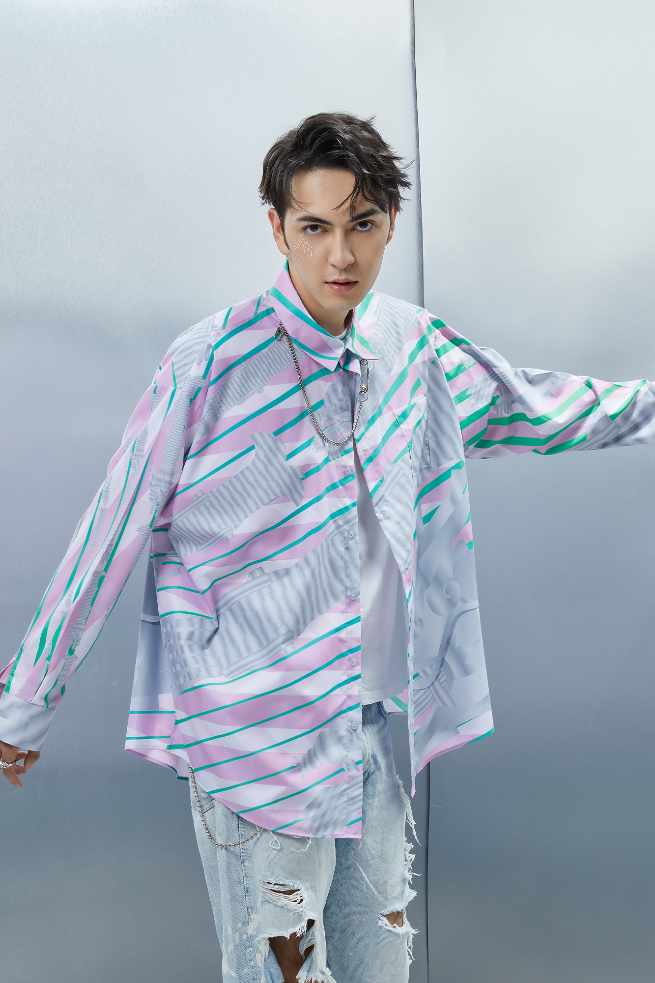 MASH UP ASIA Abstract Stripe Oversized Shirt, premium urban and streetwear designers apparel on PROJECTISR.com, MASH UP ASIA