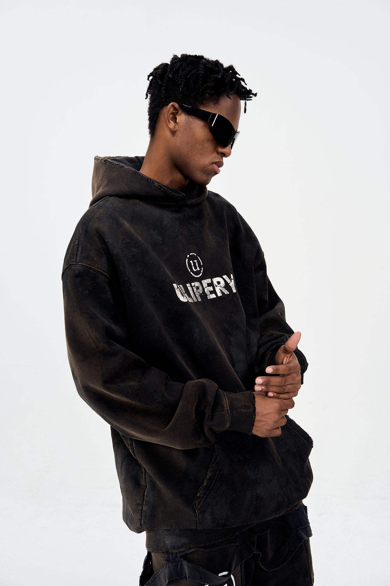 ULIPERY LOGO Mud-Wash Frayed Hoodie
