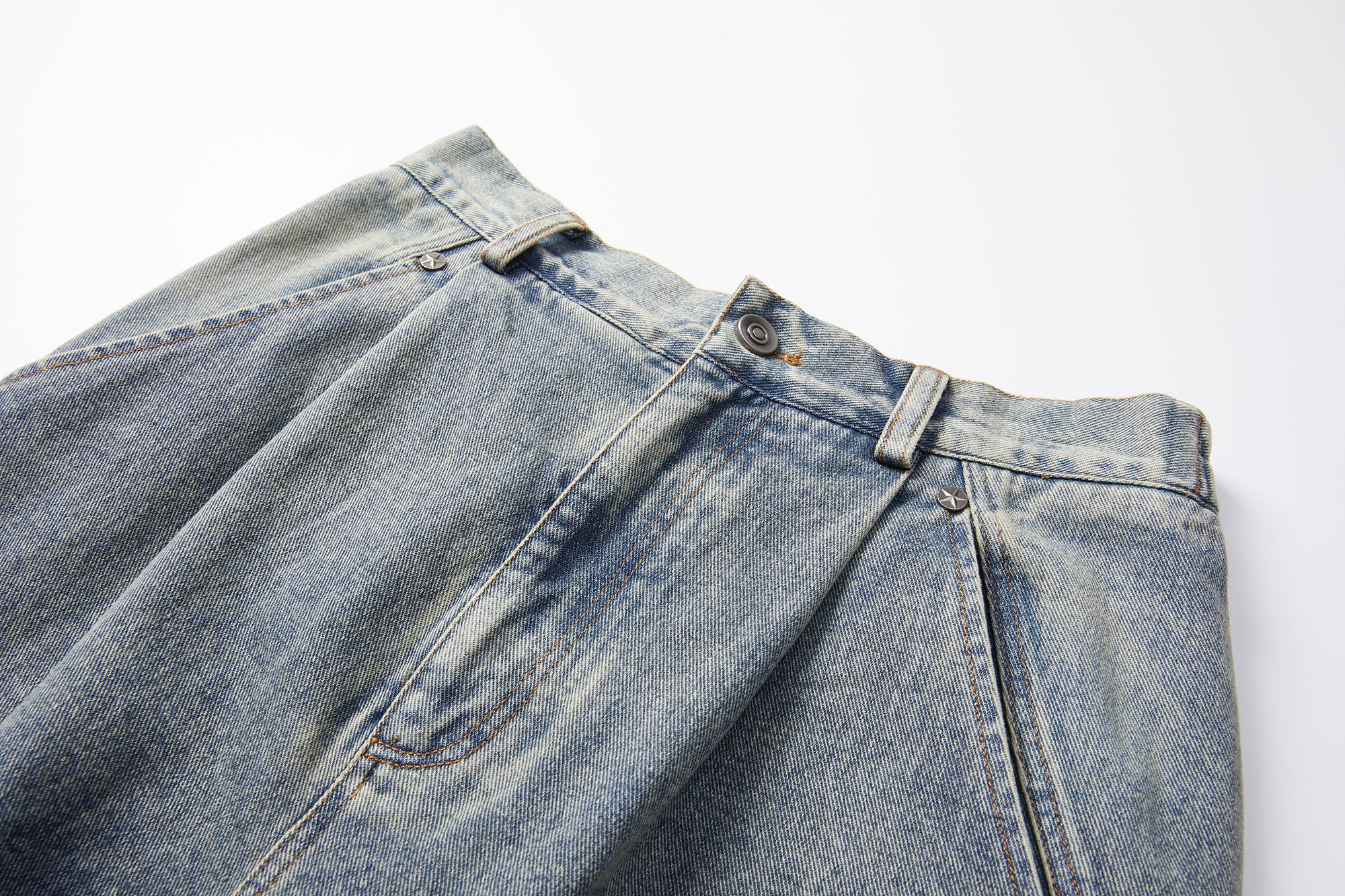 ERROR CODE ROBOT Washed Curved Pleated- Knee Jeans, premium urban and streetwear designers apparel on PROJECTISR.com, ERROR CODE ROBOT