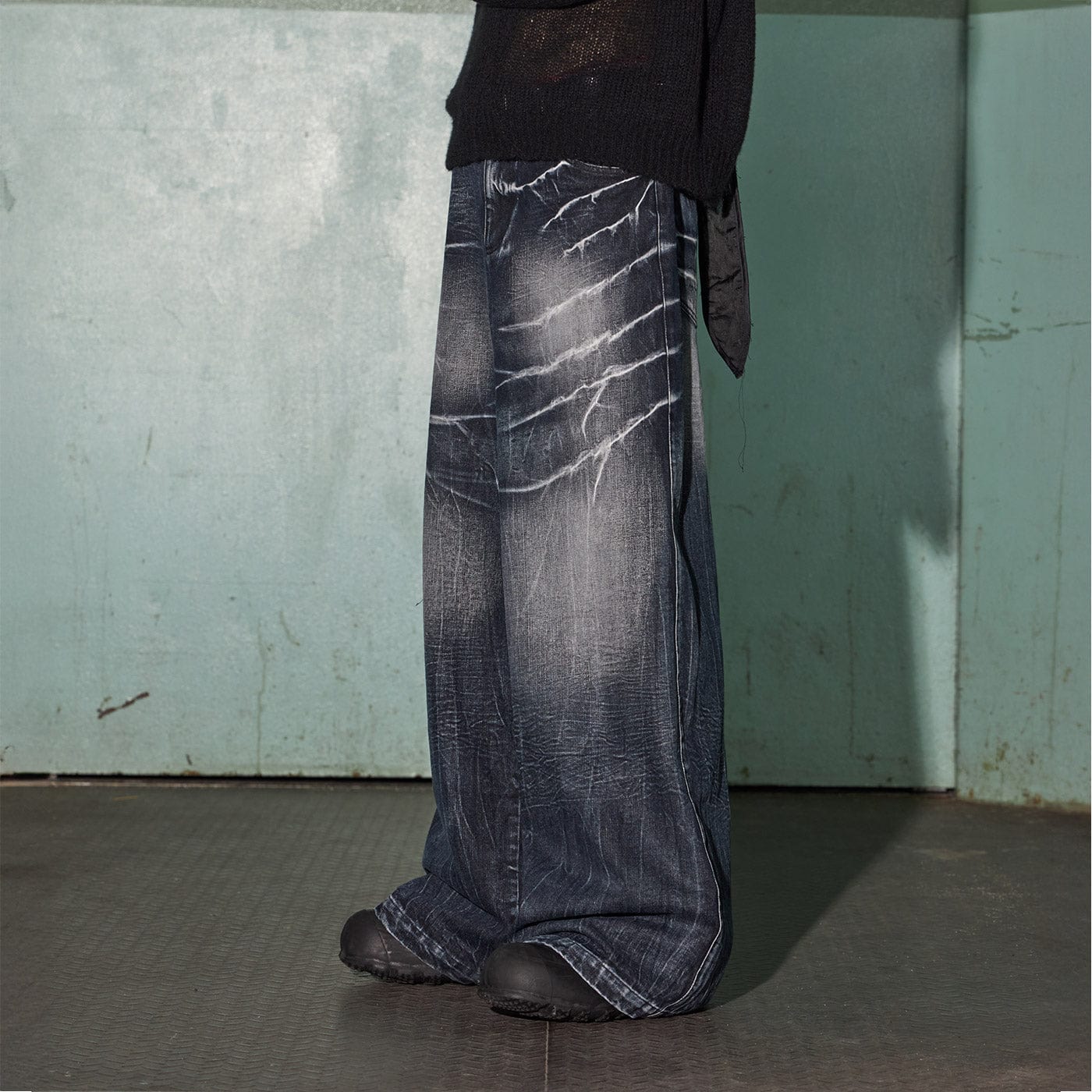 DND4DES Lighting Crease Washed Wide-Leg Jeans, premium urban and streetwear designers apparel on PROJECTISR.com, DND4DES