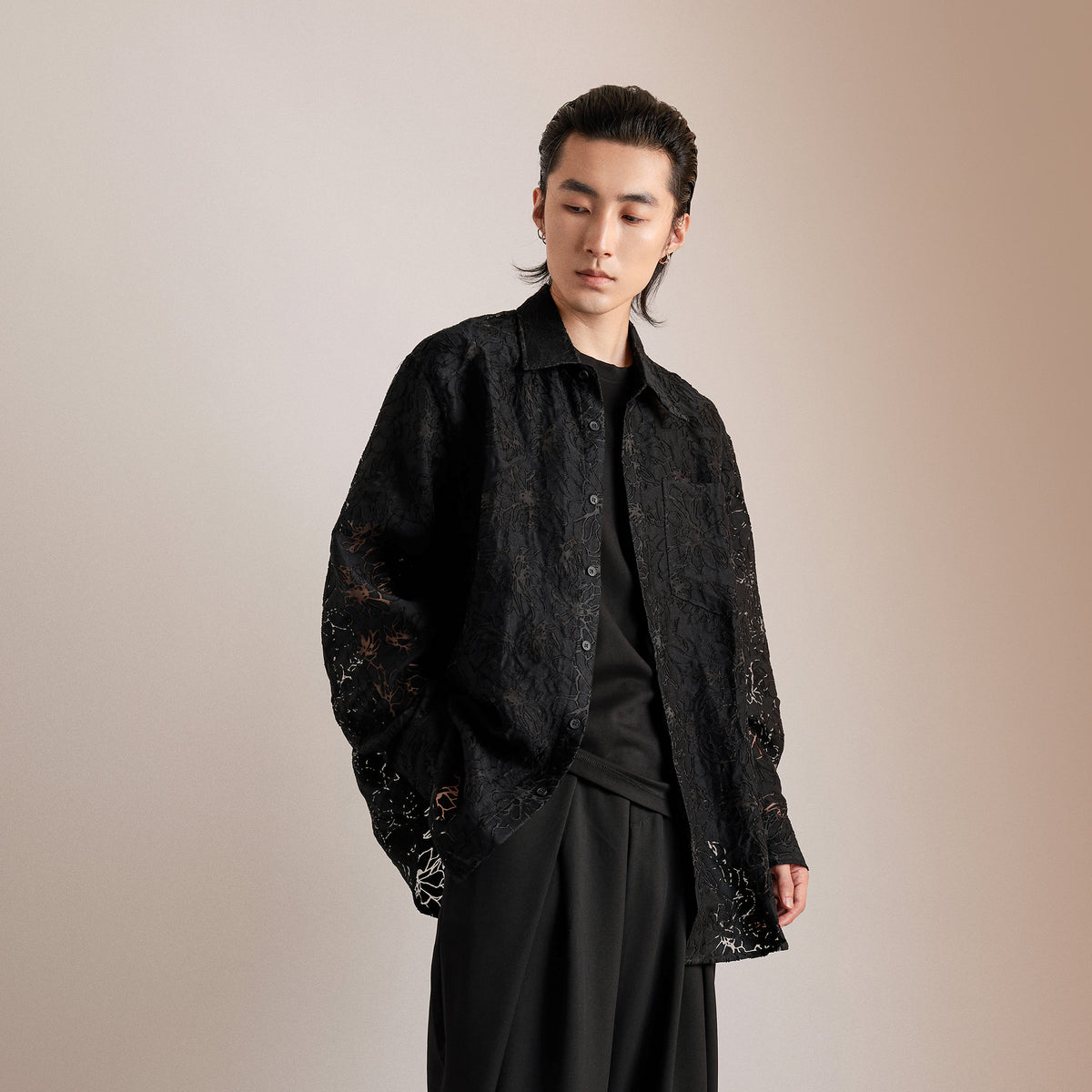 SAMMOKONPA Retro Cut-Out Floral Long-Sleeve Shirt