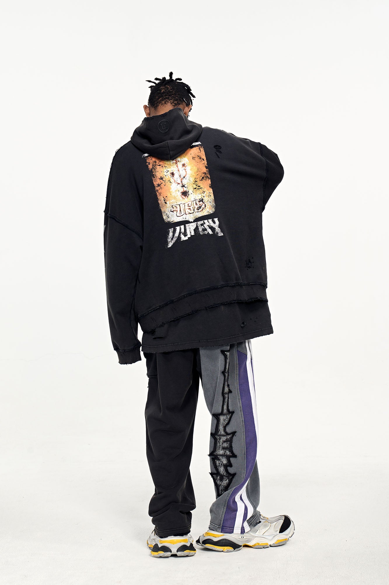 ULIPERY Distressed USB Graphic Hoodie