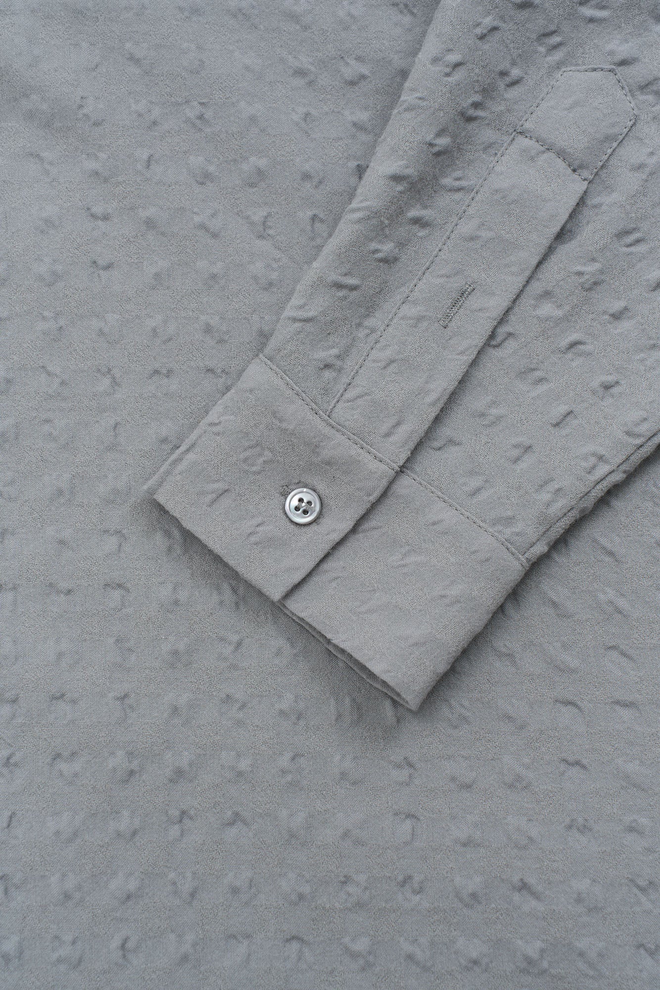 OUYANG WENJUN Drip Heart Embroidered Seersucker Shirt