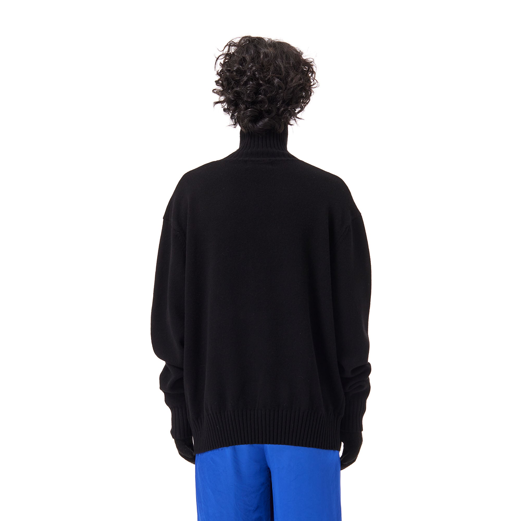 OUYANG WENJUN Contrast Spade Jacquard Turtleneck Sweater