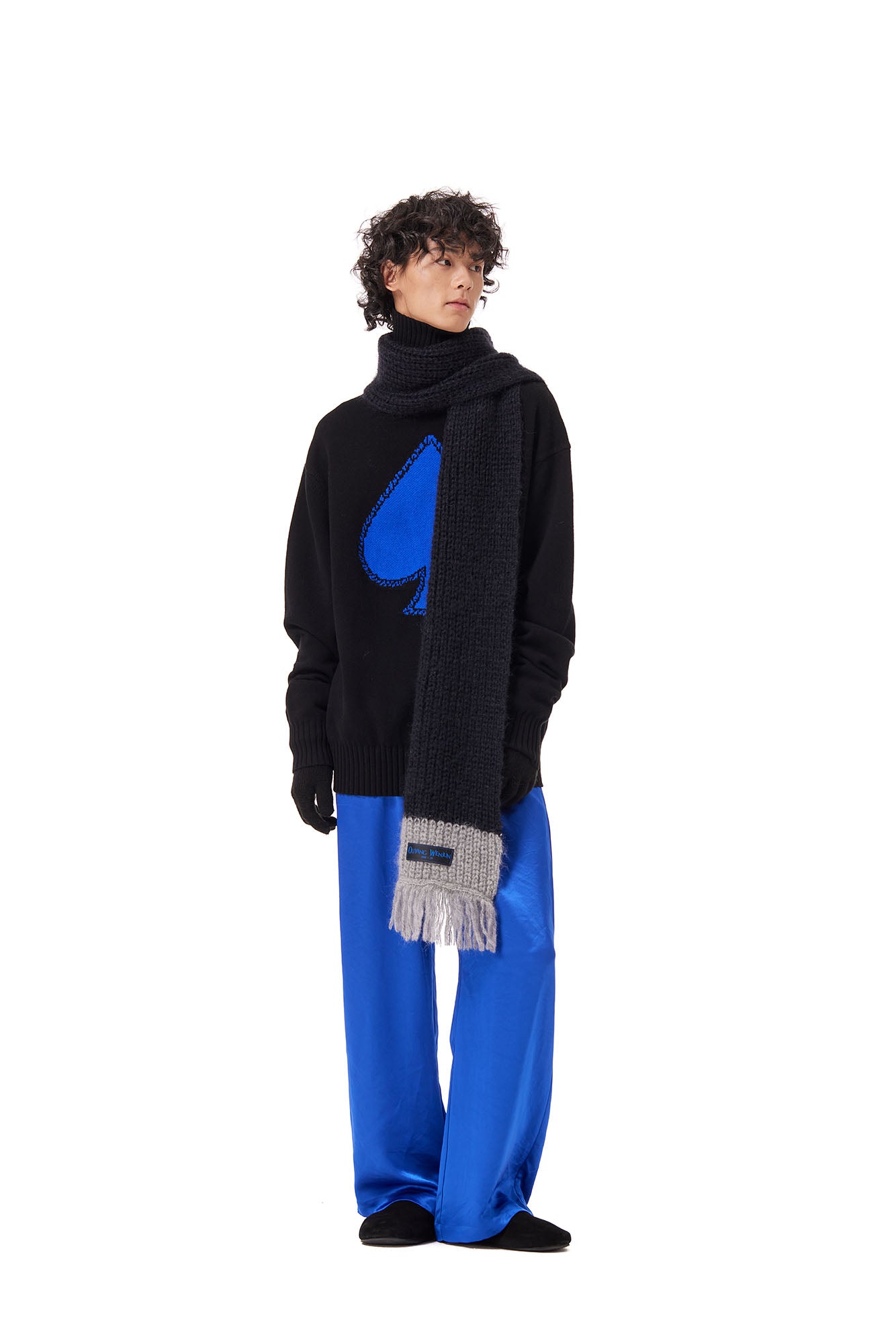 OUYANG WENJUN Contrast Spade Jacquard Turtleneck Sweater