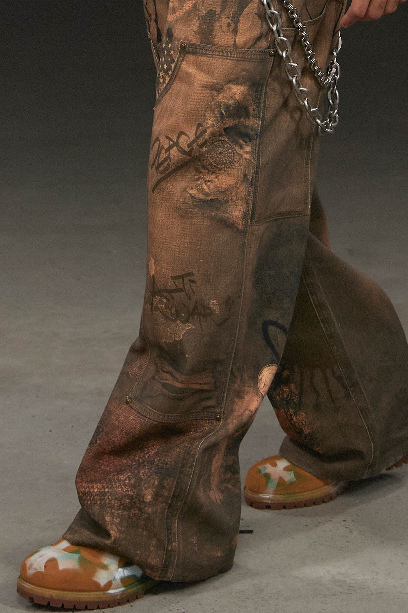 DND4DES Deconstructed Double-Knee Graffiti Wide-Leg Pants, premium urban and streetwear designers apparel on PROJECTISR.com, DND4DES