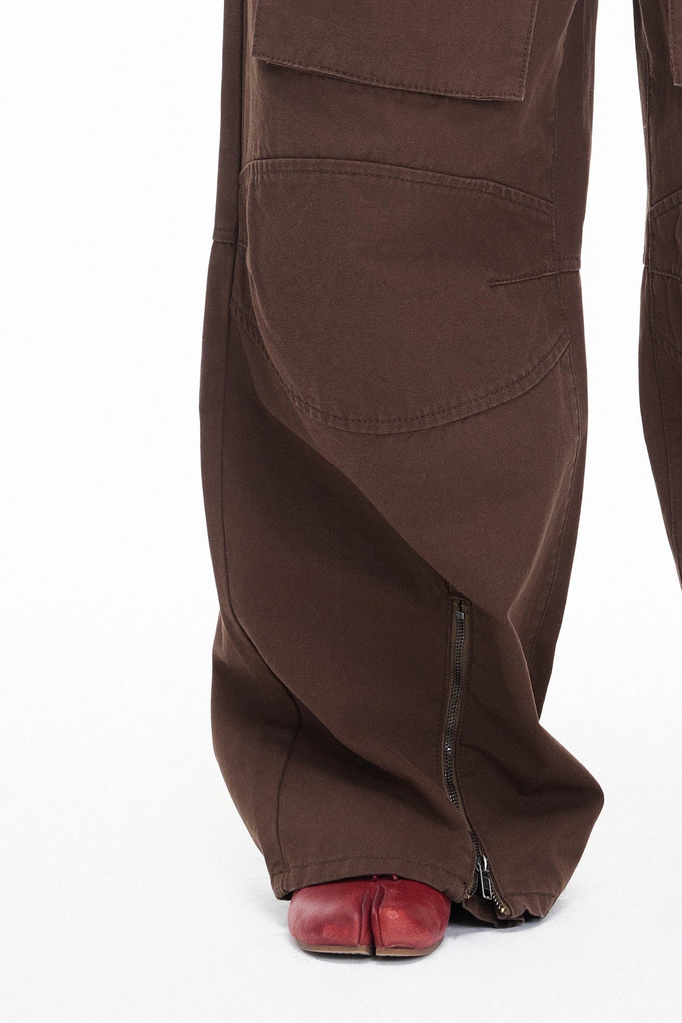 ARTIFICIAL WORLD Zip-Hem Multi-Pocket Wide-Leg Cargo, premium urban and streetwear designers apparel on PROJECTISR.com, ARTIFICIAL WORLD