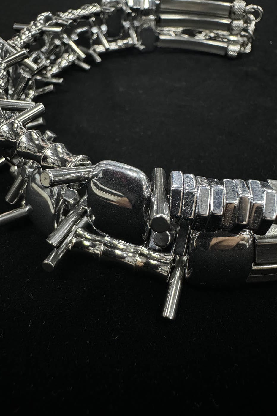 ILLUSORY Double-Strand Jointed Thorn Chocker, premium urban and streetwear designers apparel on PROJECTISR.com, ILLUSORY