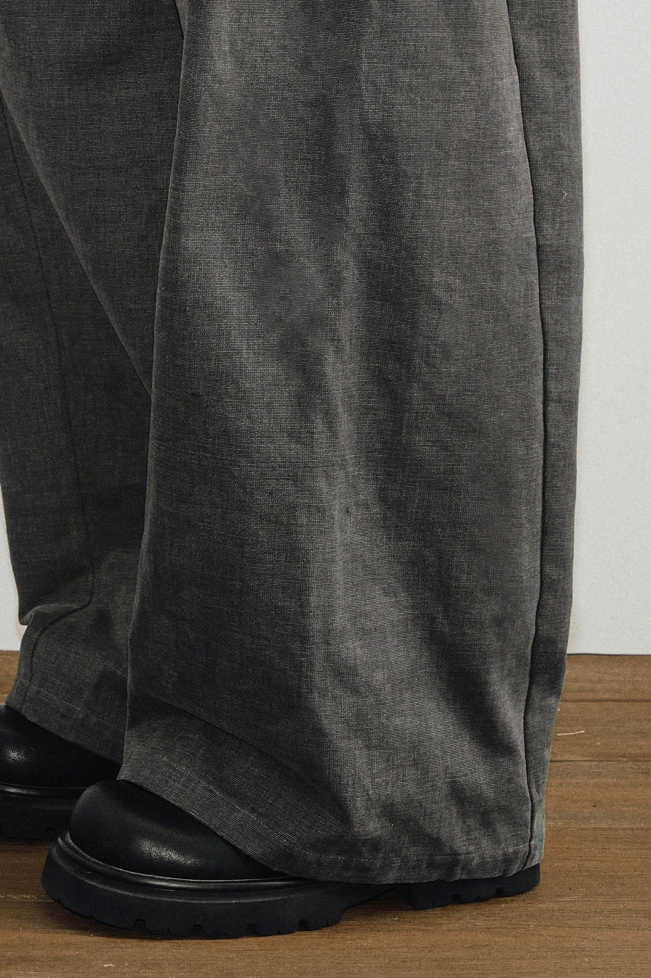 KREATE Pleated Multi-Pocket Baggy Pants, premium urban and streetwear designers apparel on PROJECTISR.com, KREATE