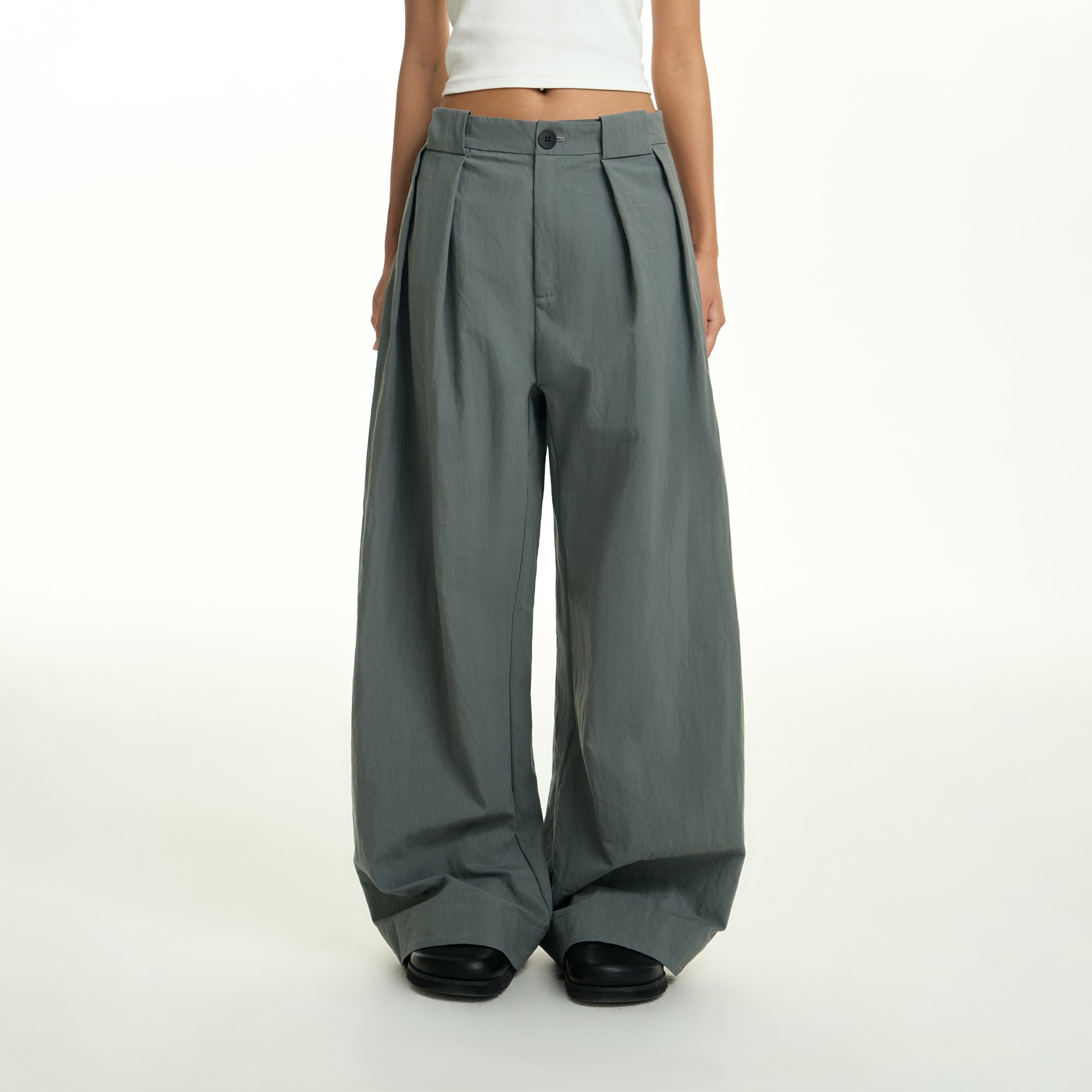 TGNS Retro Pleated Wide-Leg Trousers