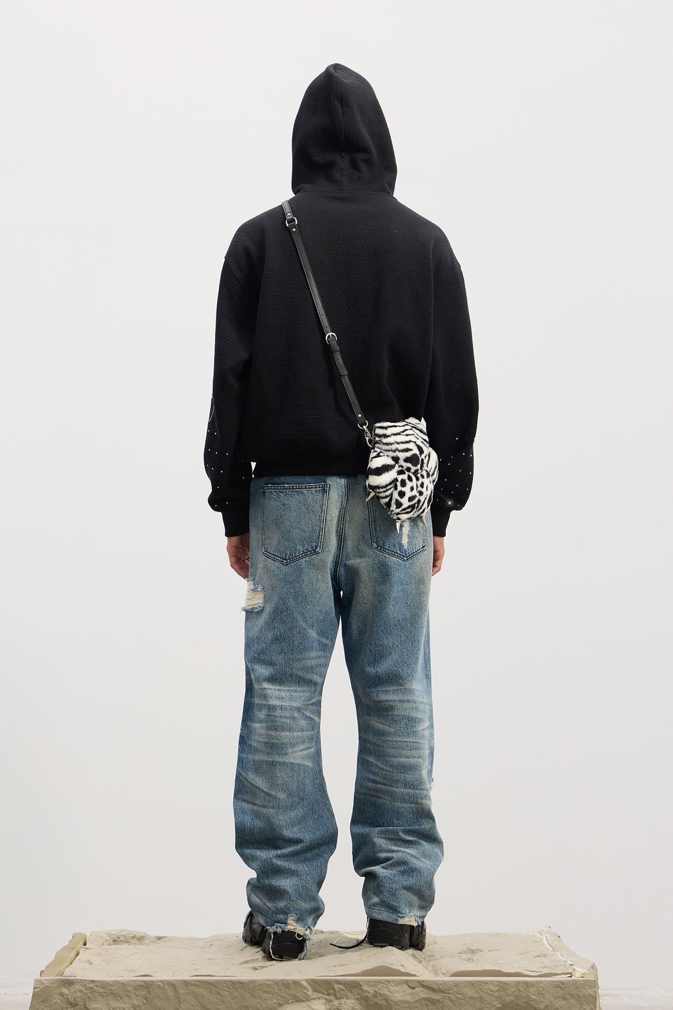 DND4DES Ripped Studded Flared Jeans