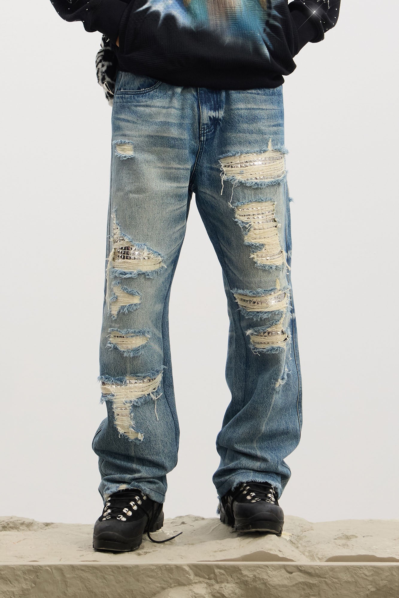 DND4DES Ripped Studded Flared Jeans