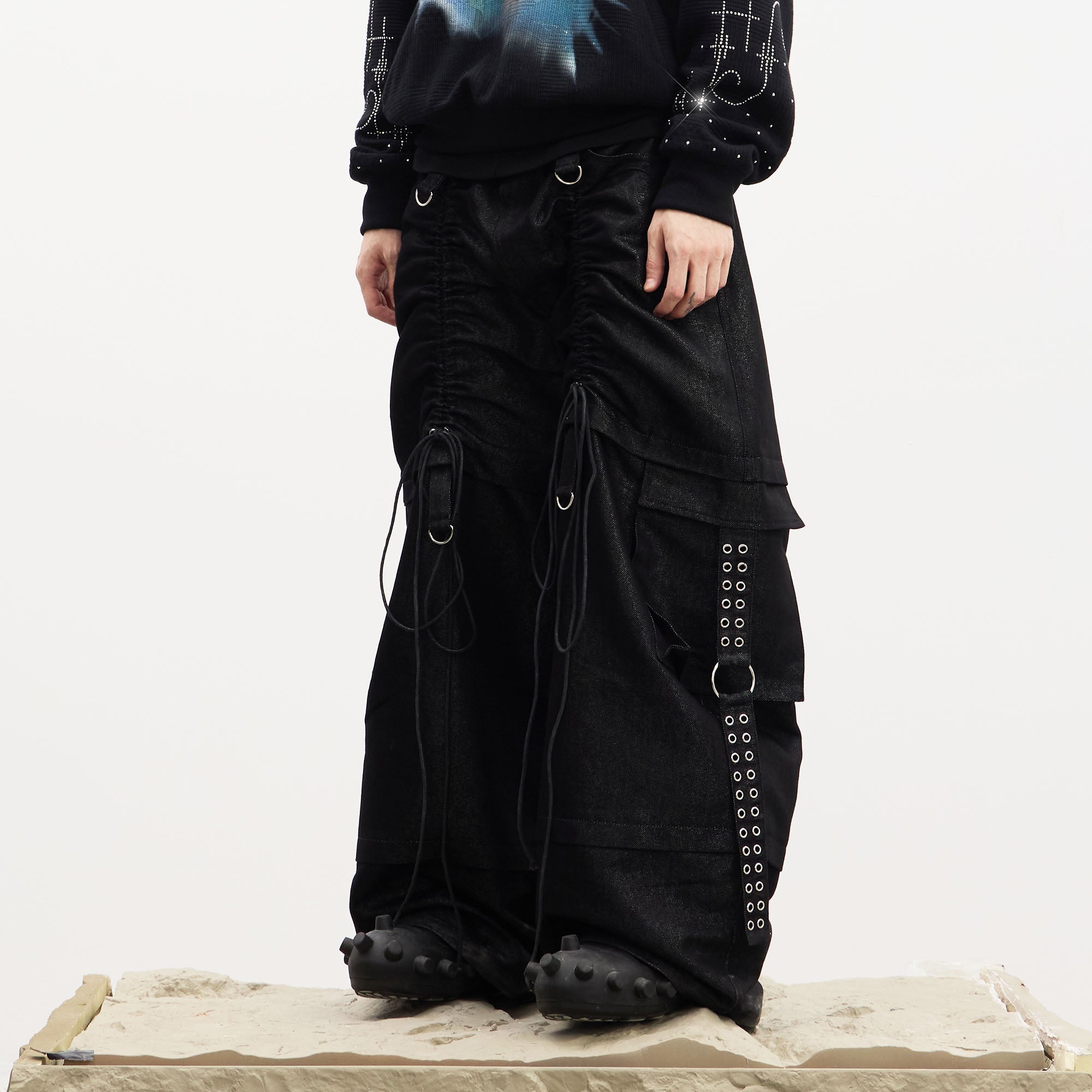 DND4DES Drawstring Ruched Coated Cargo Jeans
