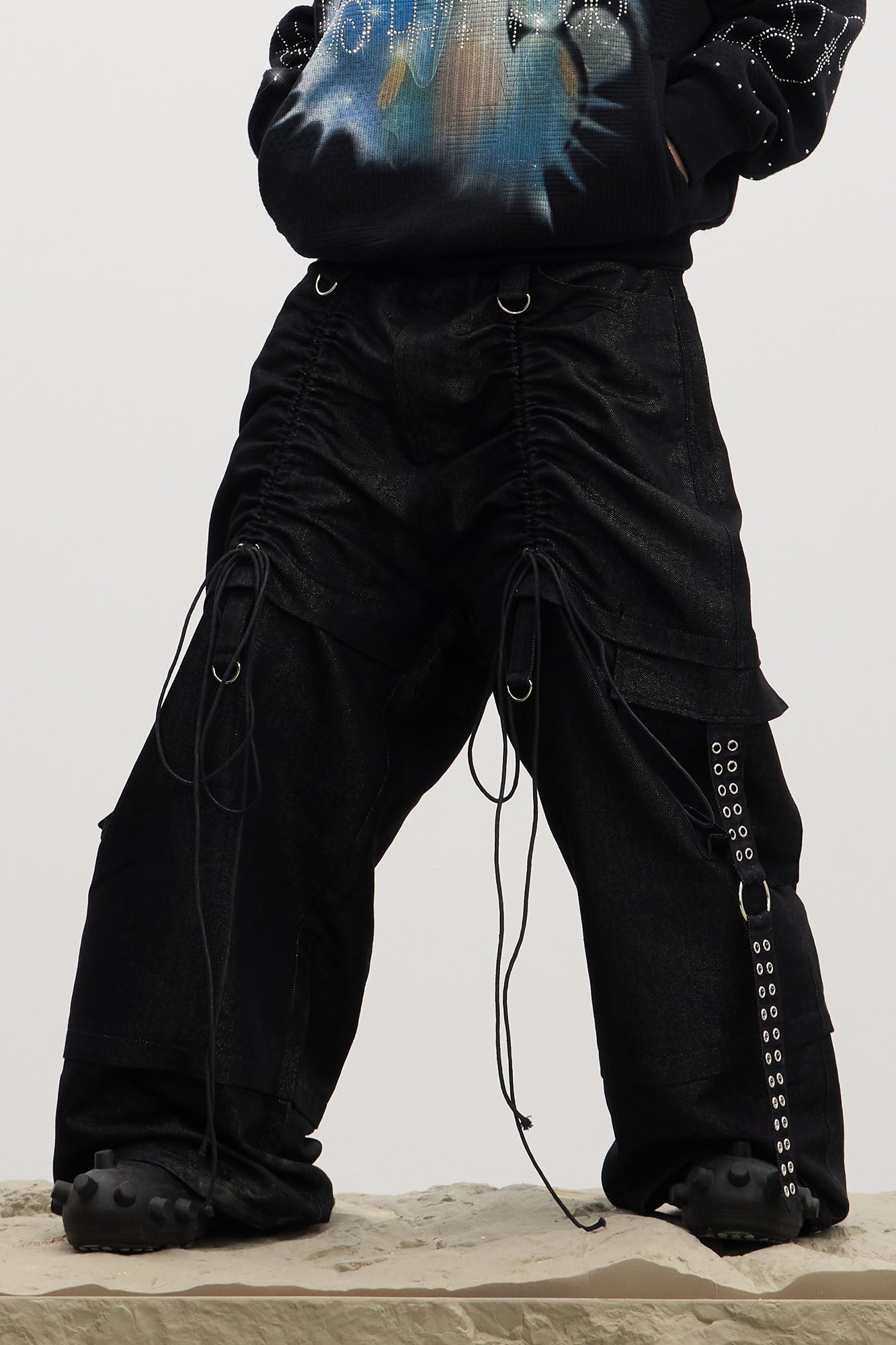 DND4DES Drawstring Ruched Coated Cargo Jeans