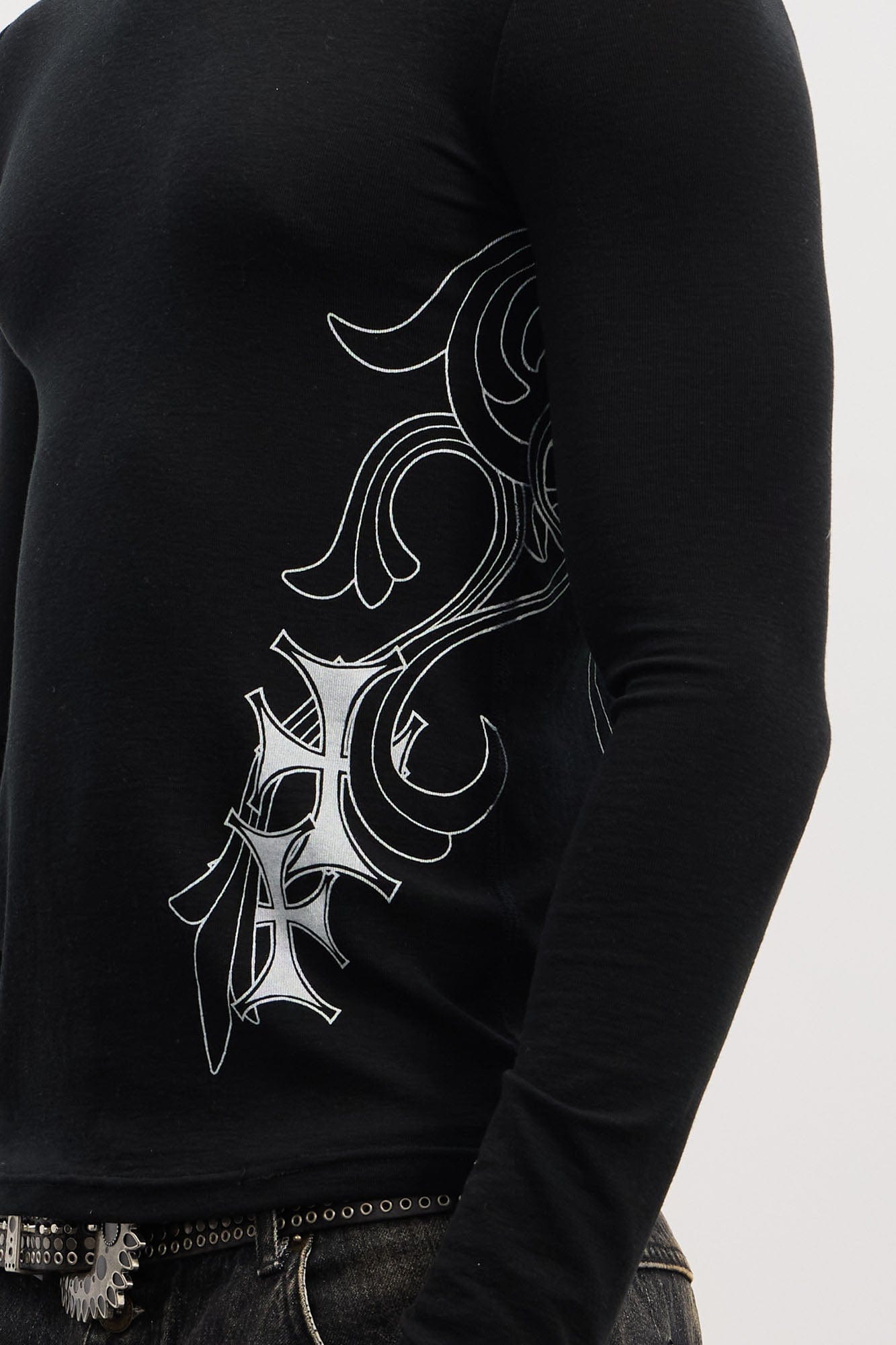 DND4DES Cross Vine Slim Long-Sleeve Tee, premium urban and streetwear designers apparel on PROJECTISR.com, DND4DES