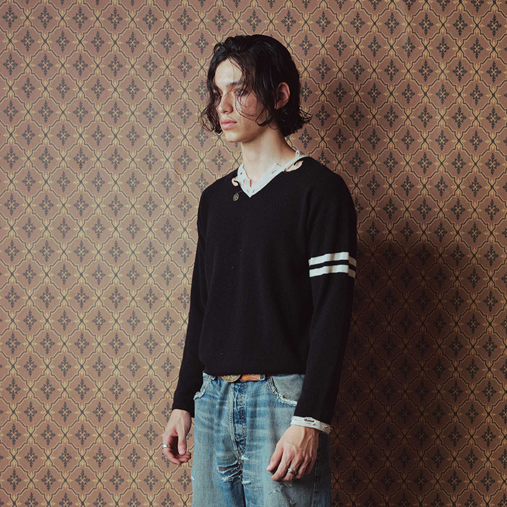 RICHILL Distressed V-Neck Coin-Button Wool Sweater